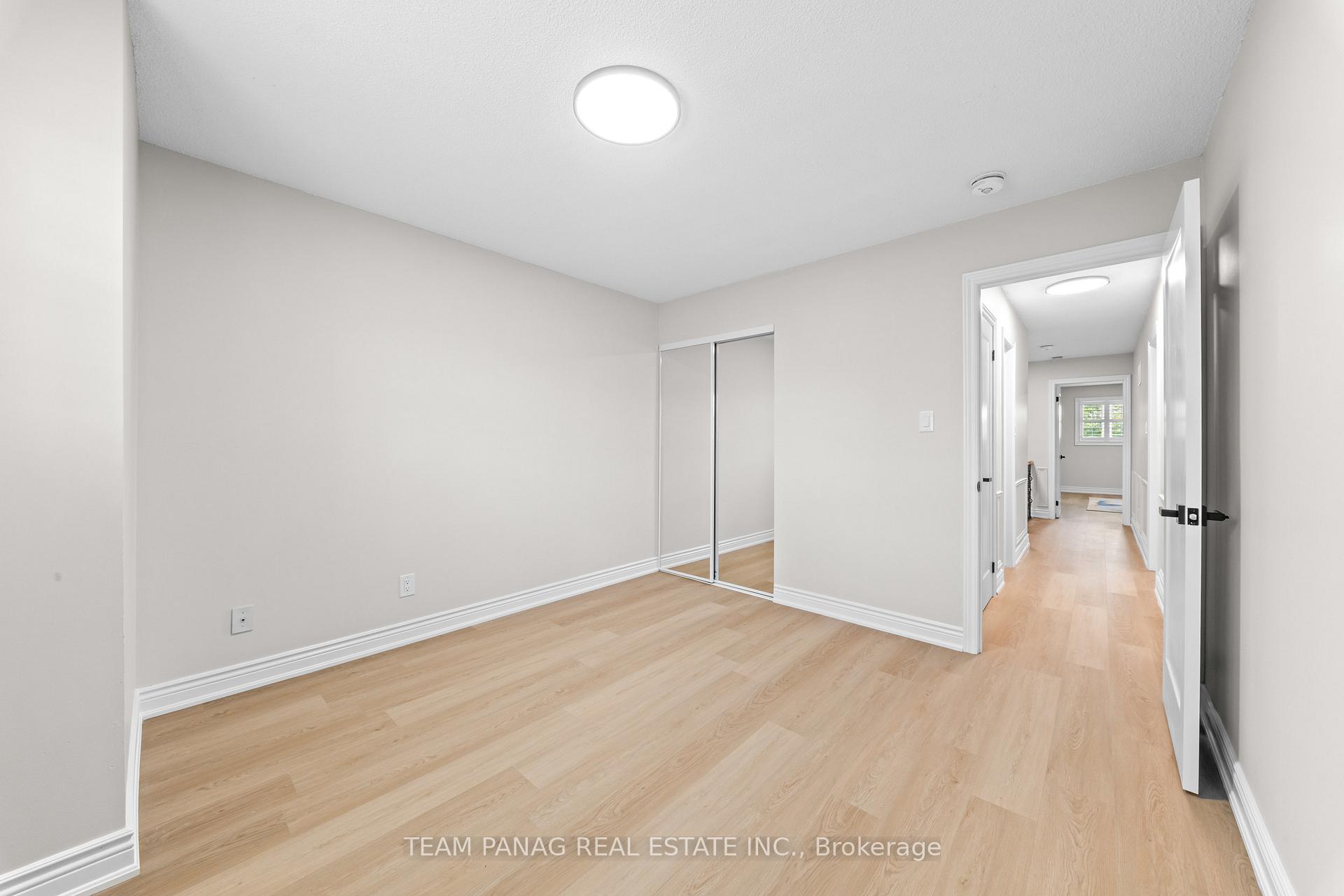 Photo 37 of 39 Colchester Avenue, Brampton, Heart Lake West — HOMEH
