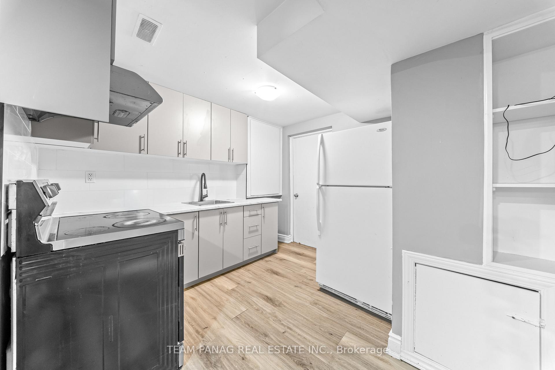 Photo 39 of 39 Colchester Avenue, Brampton, Heart Lake West — HOMEH