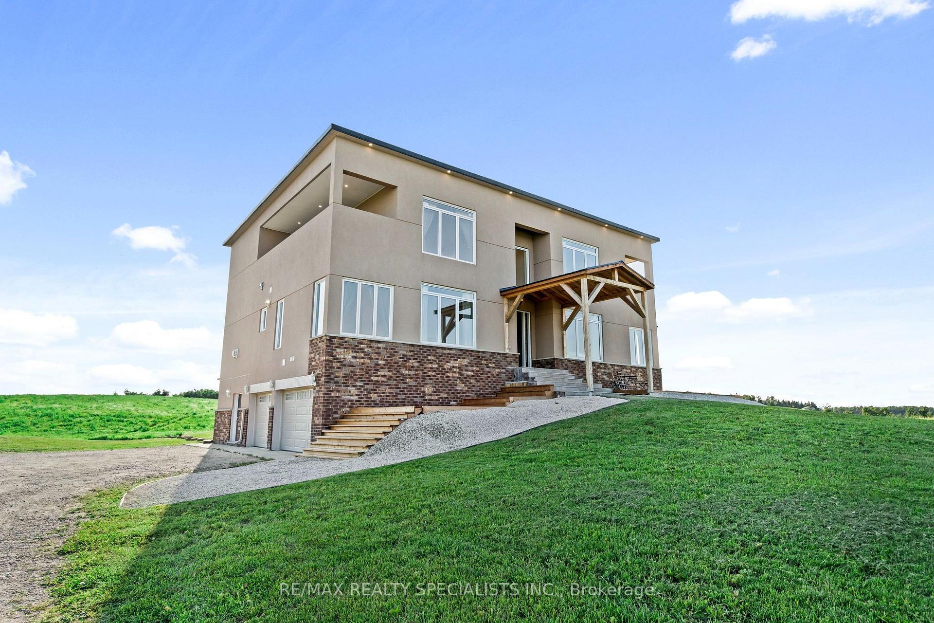 Photo 4 of 676378 Centre Road, Mulmur, Rural Mulmur — HOMEH