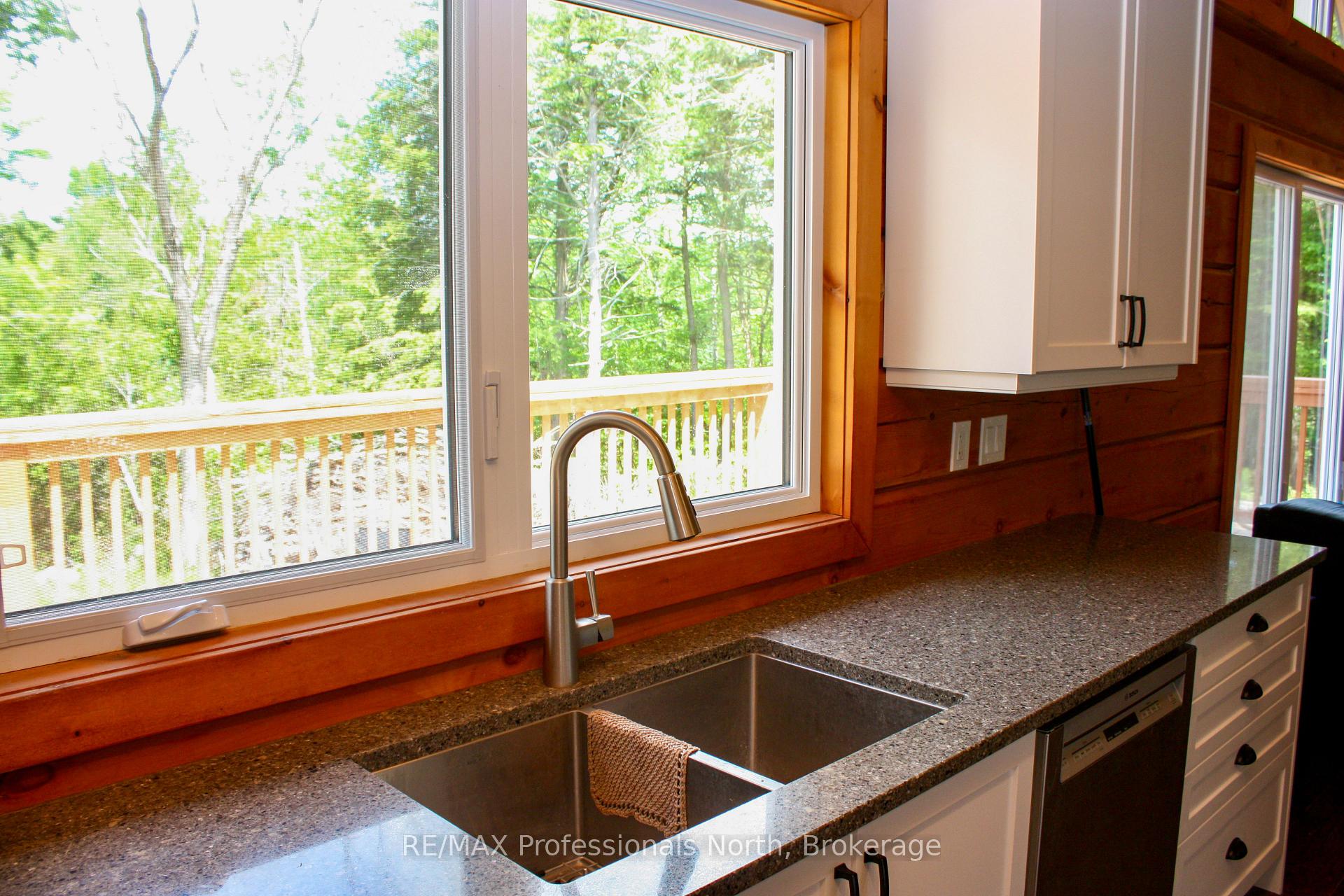 Photo 8 of 511 Brethour Road, Hastings Highlands, Herschel Ward — HOMEH