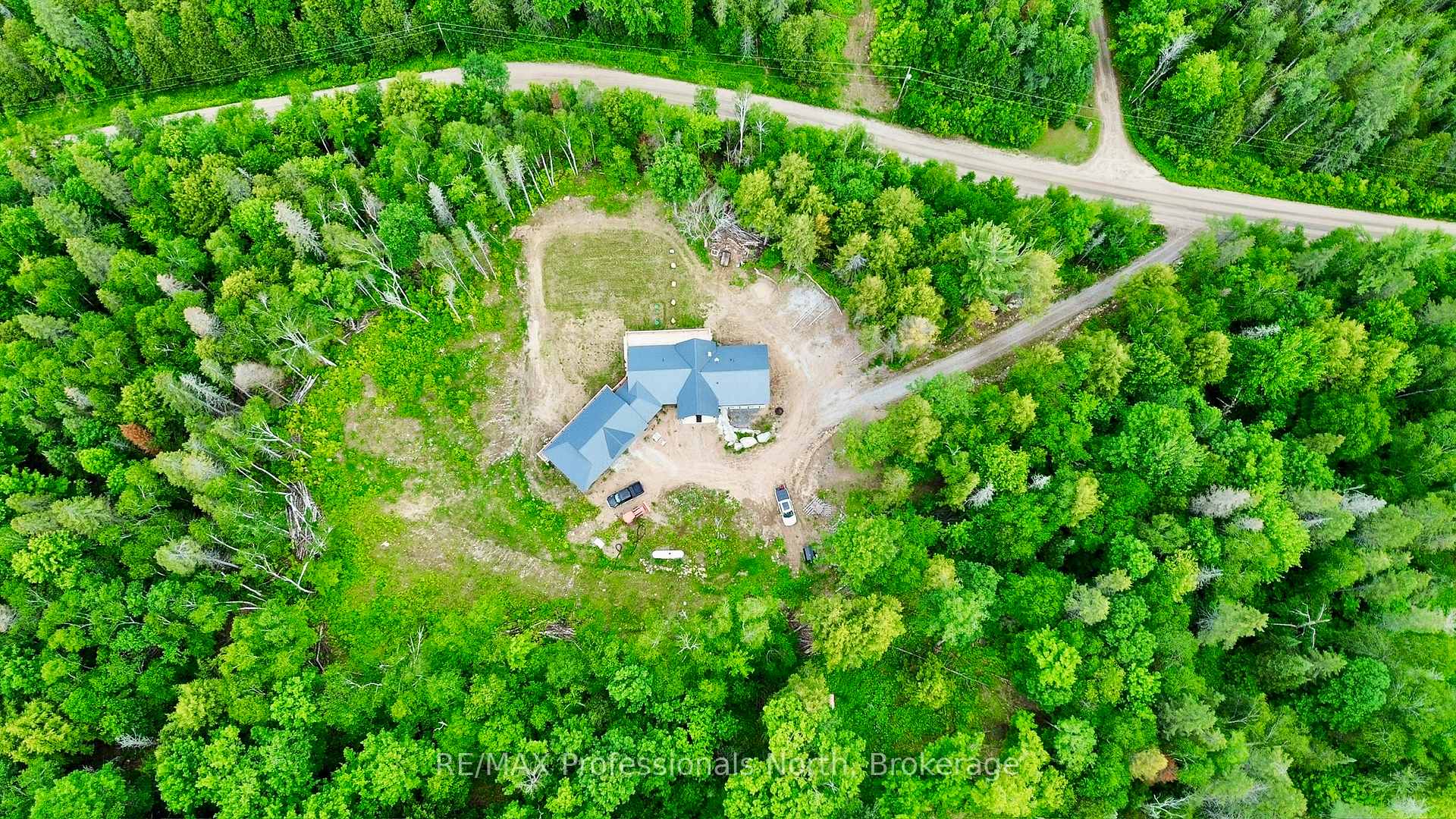 Photo 44 of 511 Brethour Road, Hastings Highlands, Herschel Ward — HOMEH