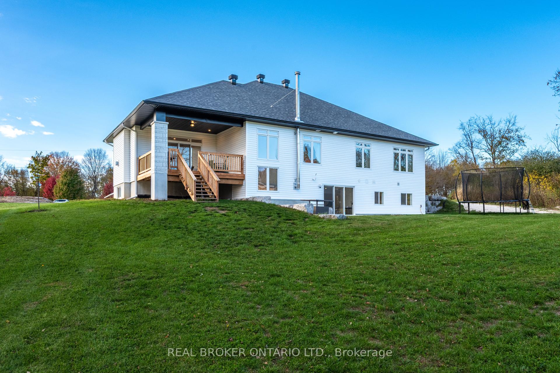Photo 3 of 119 Ernest Way, Tay Valley, Bathurst/Burgess & Sherbrooke (Bathurst) Twp — HOMEH