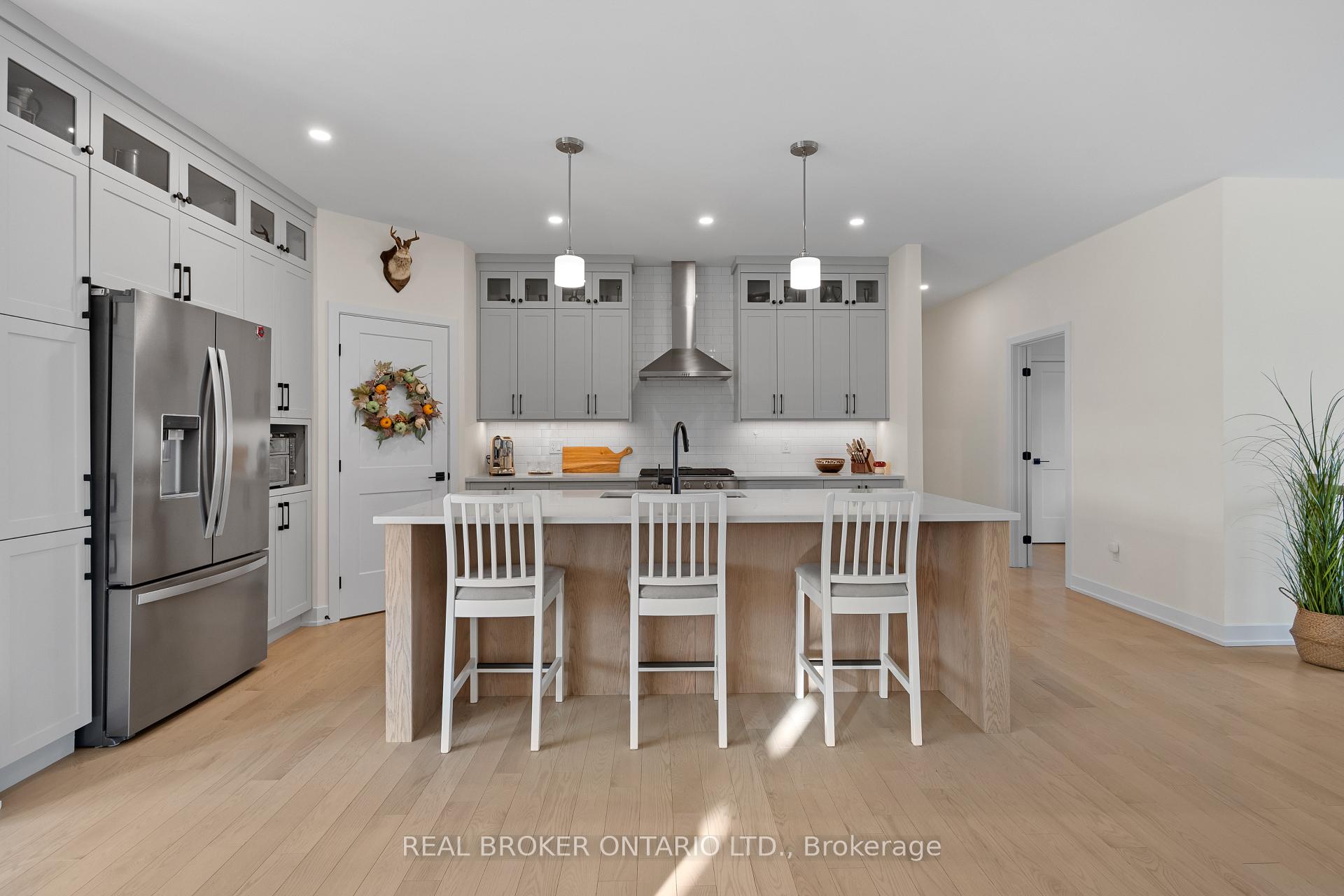 Photo 13 of 119 Ernest Way, Tay Valley, Bathurst/Burgess & Sherbrooke (Bathurst) Twp — HOMEH
