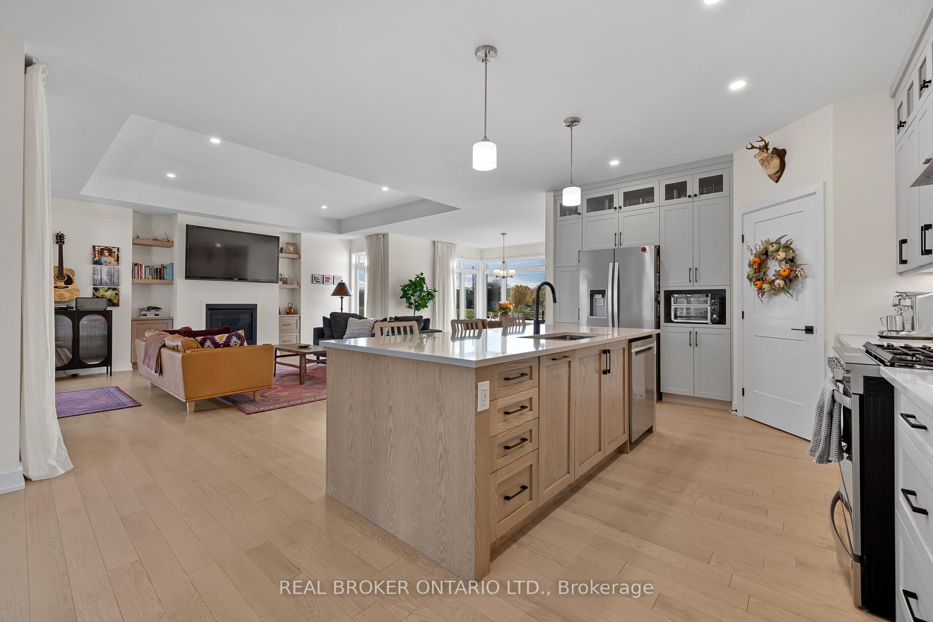 Photo 15 of 119 Ernest Way, Tay Valley, Bathurst/Burgess & Sherbrooke (Bathurst) Twp — HOMEH
