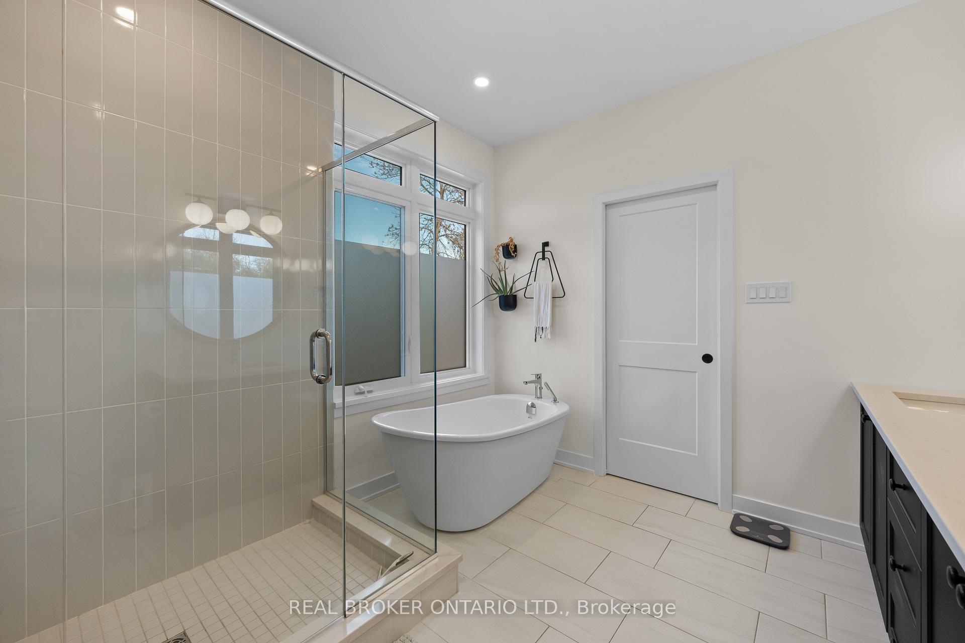 Photo 26 of 119 Ernest Way, Tay Valley, Bathurst/Burgess & Sherbrooke (Bathurst) Twp — HOMEH