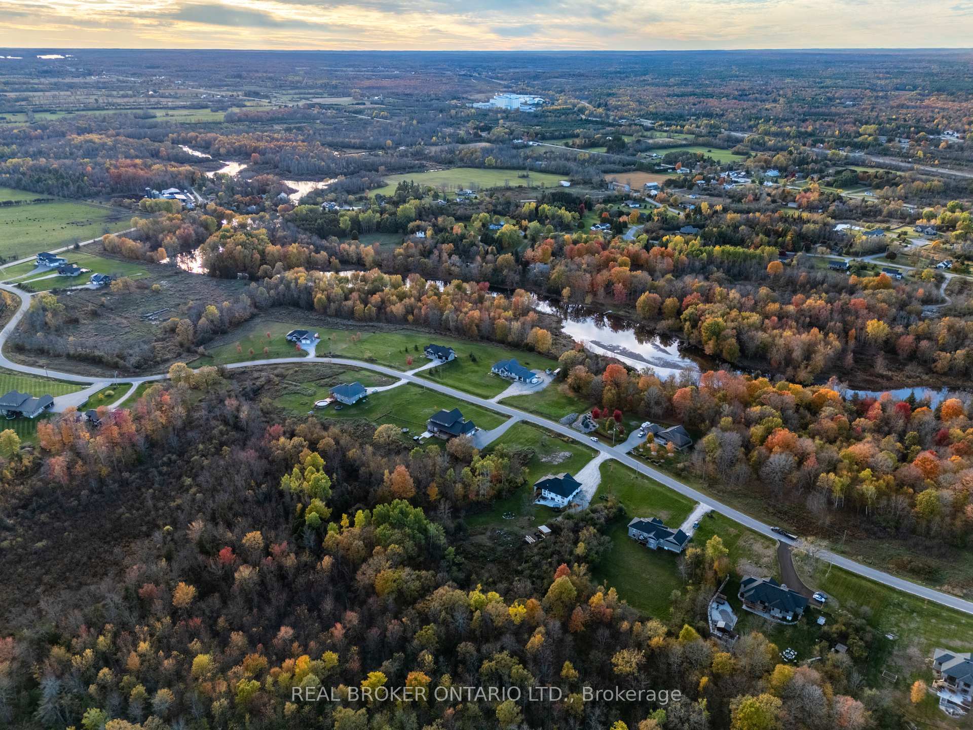 Photo 38 of 119 Ernest Way, Tay Valley, Bathurst/Burgess & Sherbrooke (Bathurst) Twp — HOMEH