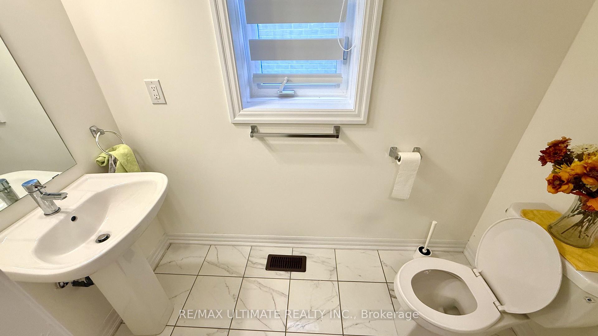 Photo 5 of 258 Warden Street, Clearview, Stayner — HOMEH