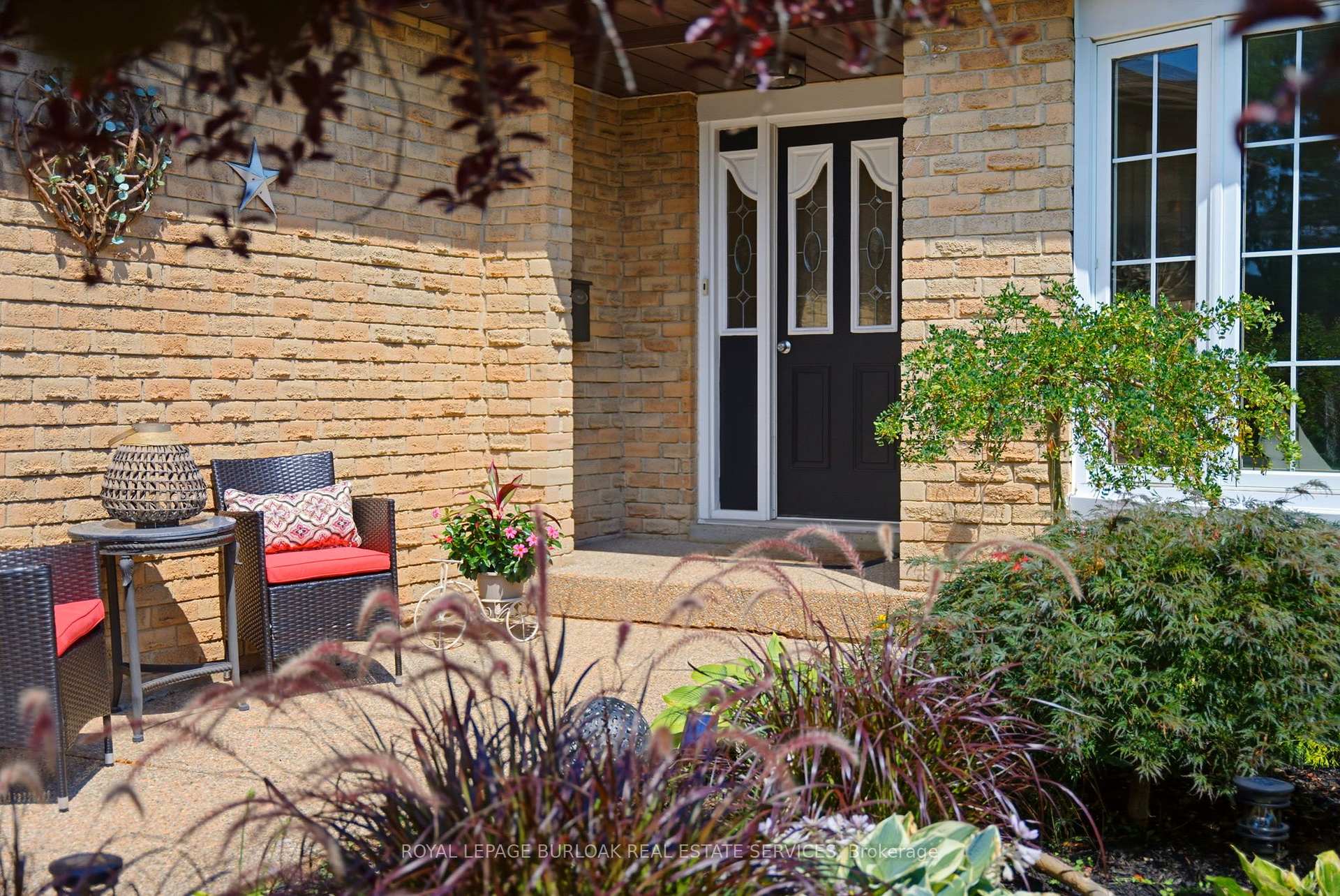 Photo 6 of 2325 Duncaster Drive, Burlington, Brant Hills — HOMEH