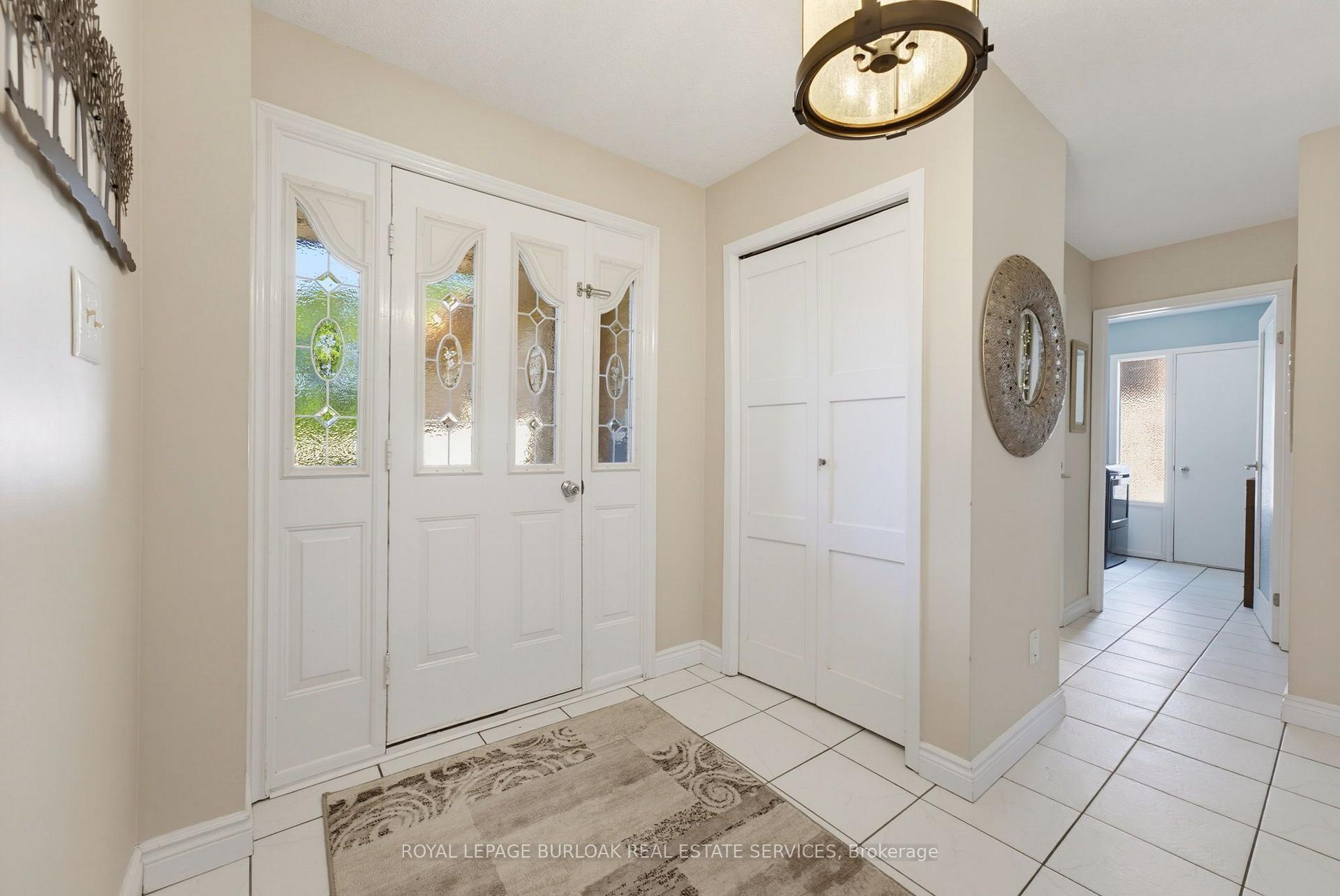 Photo 8 of 2325 Duncaster Drive, Burlington, Brant Hills — HOMEH