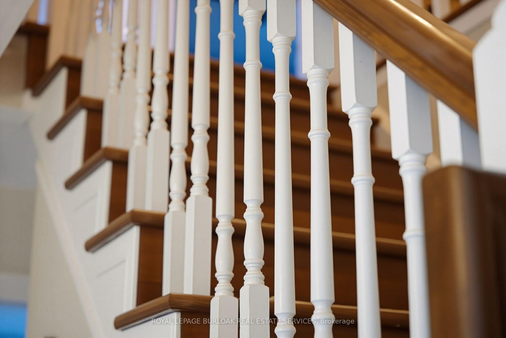 Photo 11 of 2325 Duncaster Drive, Burlington, Brant Hills — HOMEH