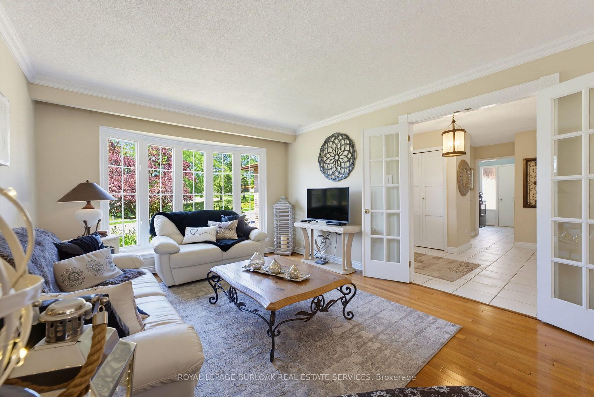 Photo 12 of 2325 Duncaster Drive, Burlington, Brant Hills — HOMEH