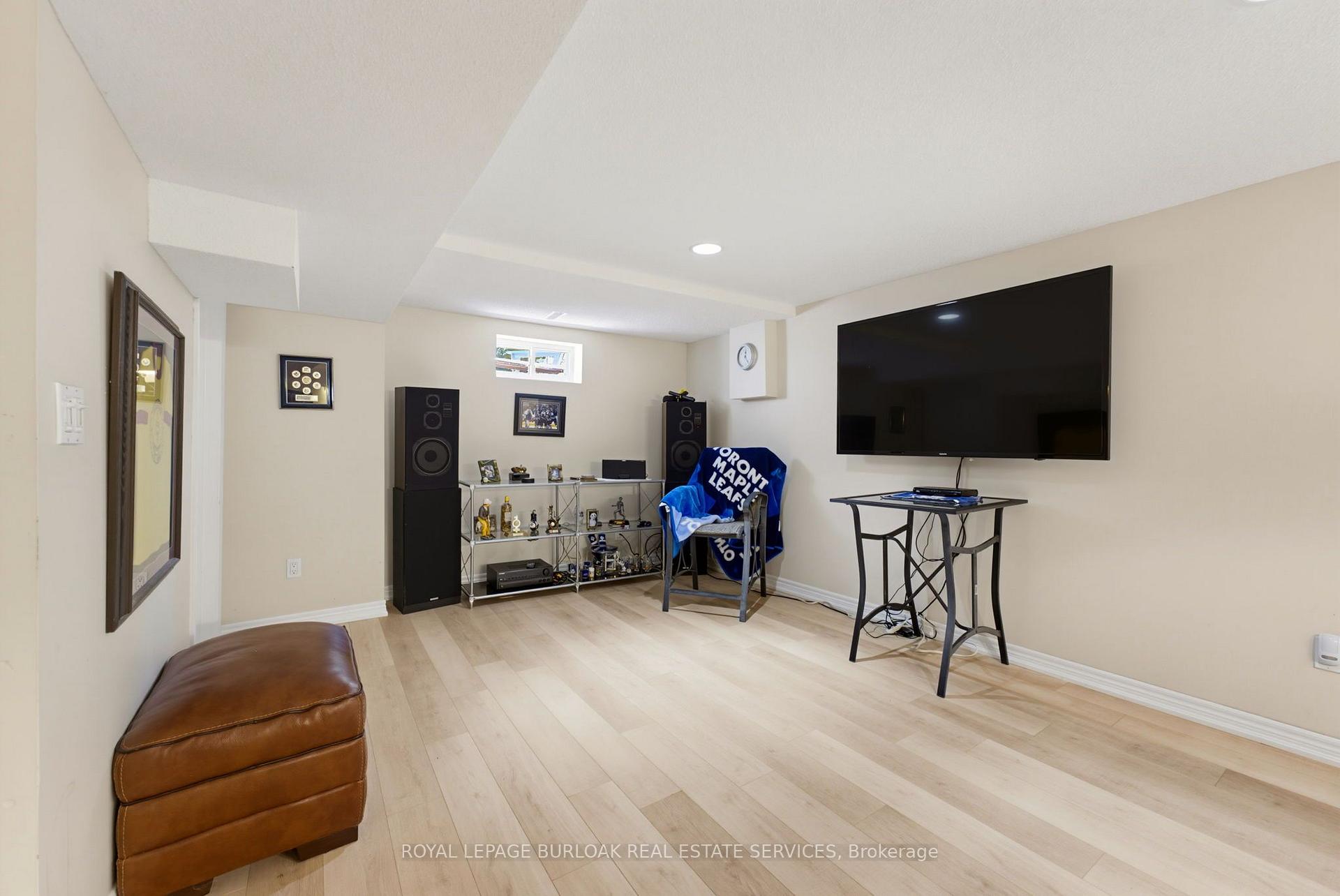 Photo 34 of 2325 Duncaster Drive, Burlington, Brant Hills — HOMEH