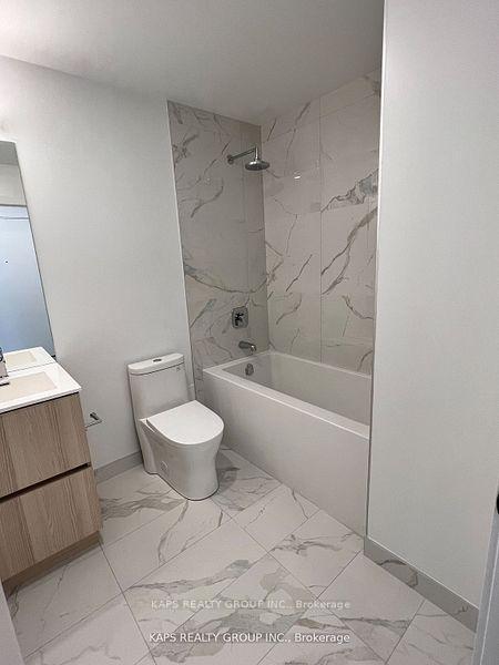 Photo 6 of Unit 201, 215 Lakeshore Road W, Mississauga, Port Credit — HOMEH