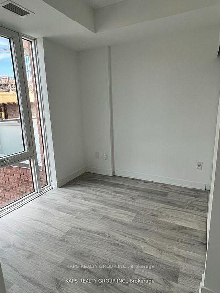 Photo 7 of Unit 201, 215 Lakeshore Road W, Mississauga, Port Credit — HOMEH