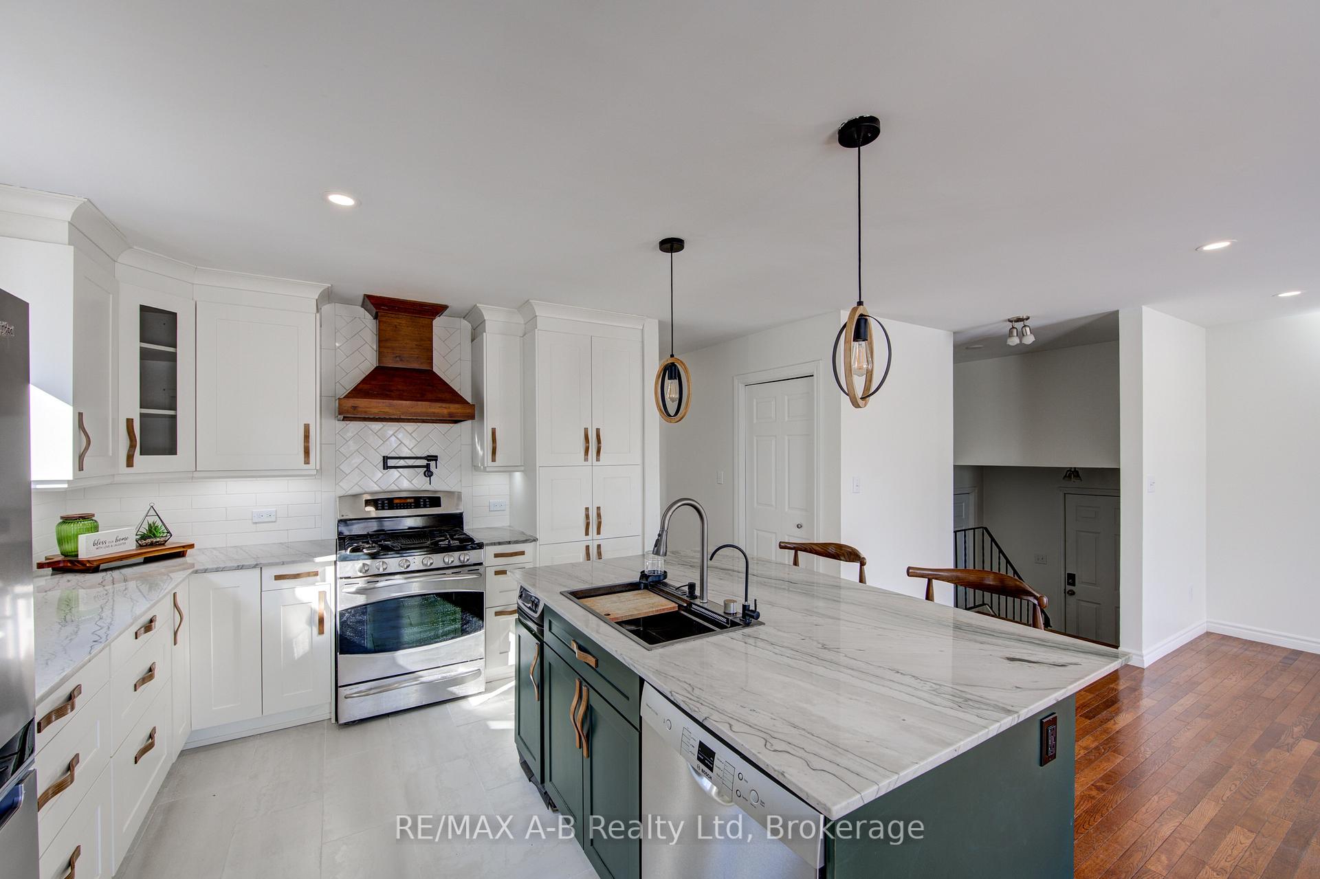 Photo 1 of 29 Dunsford Crescent, St. Marys — HOMEH