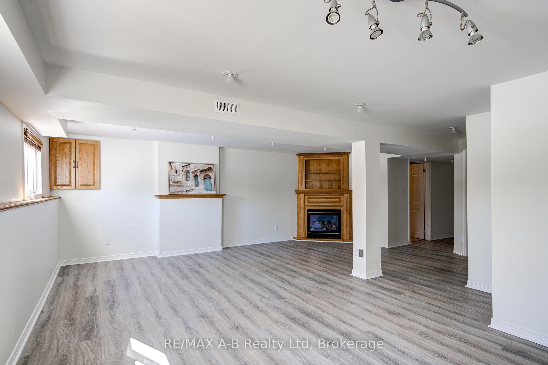 Photo 25 of 29 Dunsford Crescent, St. Marys — HOMEH