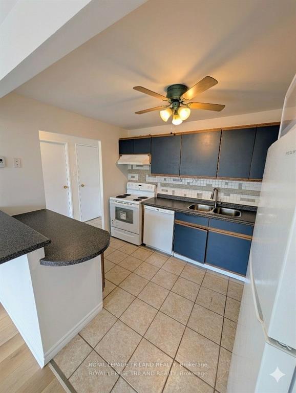 Photo 6 of Unit 306, 135 Base Line Road W, London, South E — HOMEH