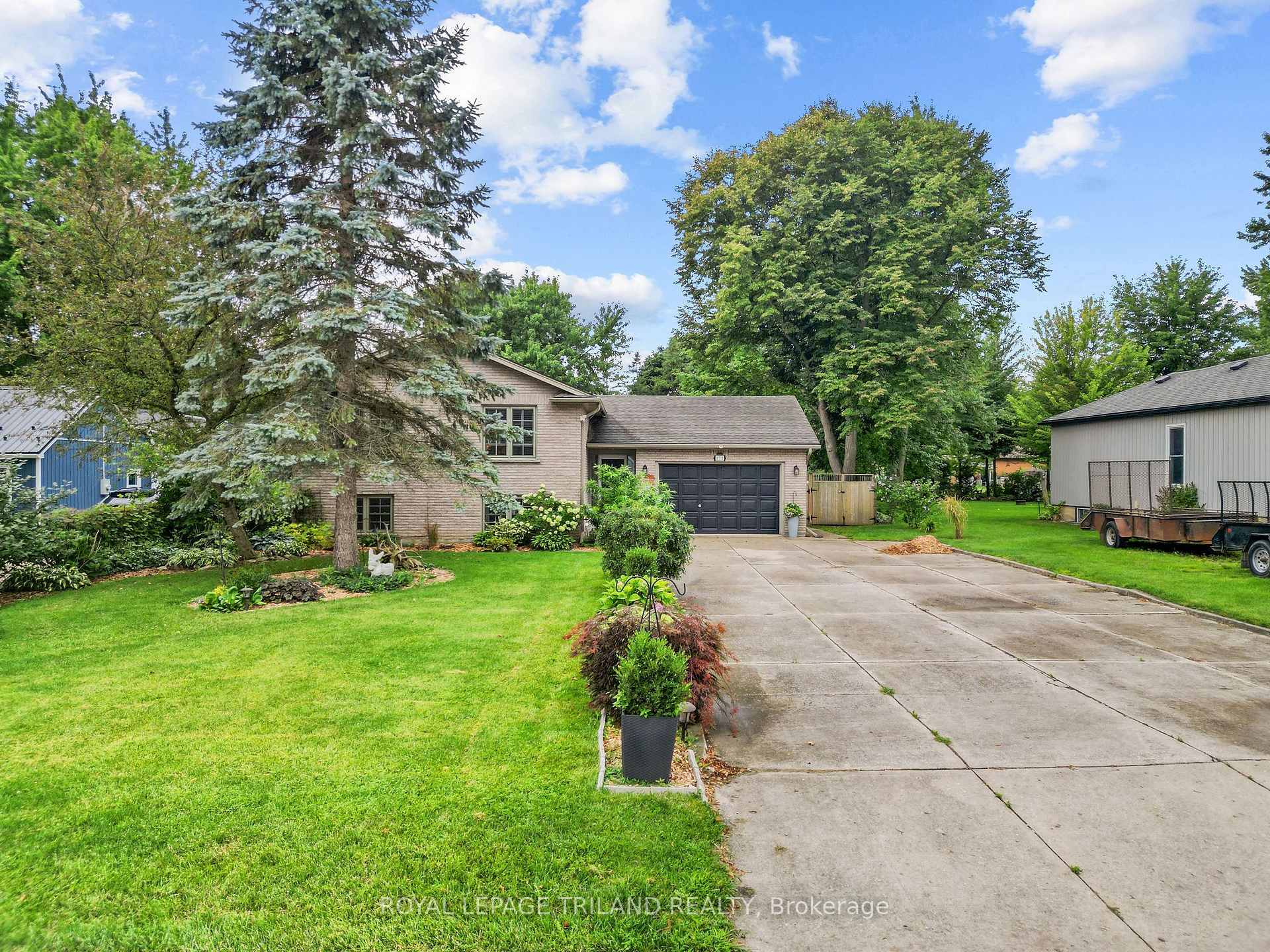 Photo 2 of 172 Simpson Street, Southwest Middlesex, Glencoe — HOMEH