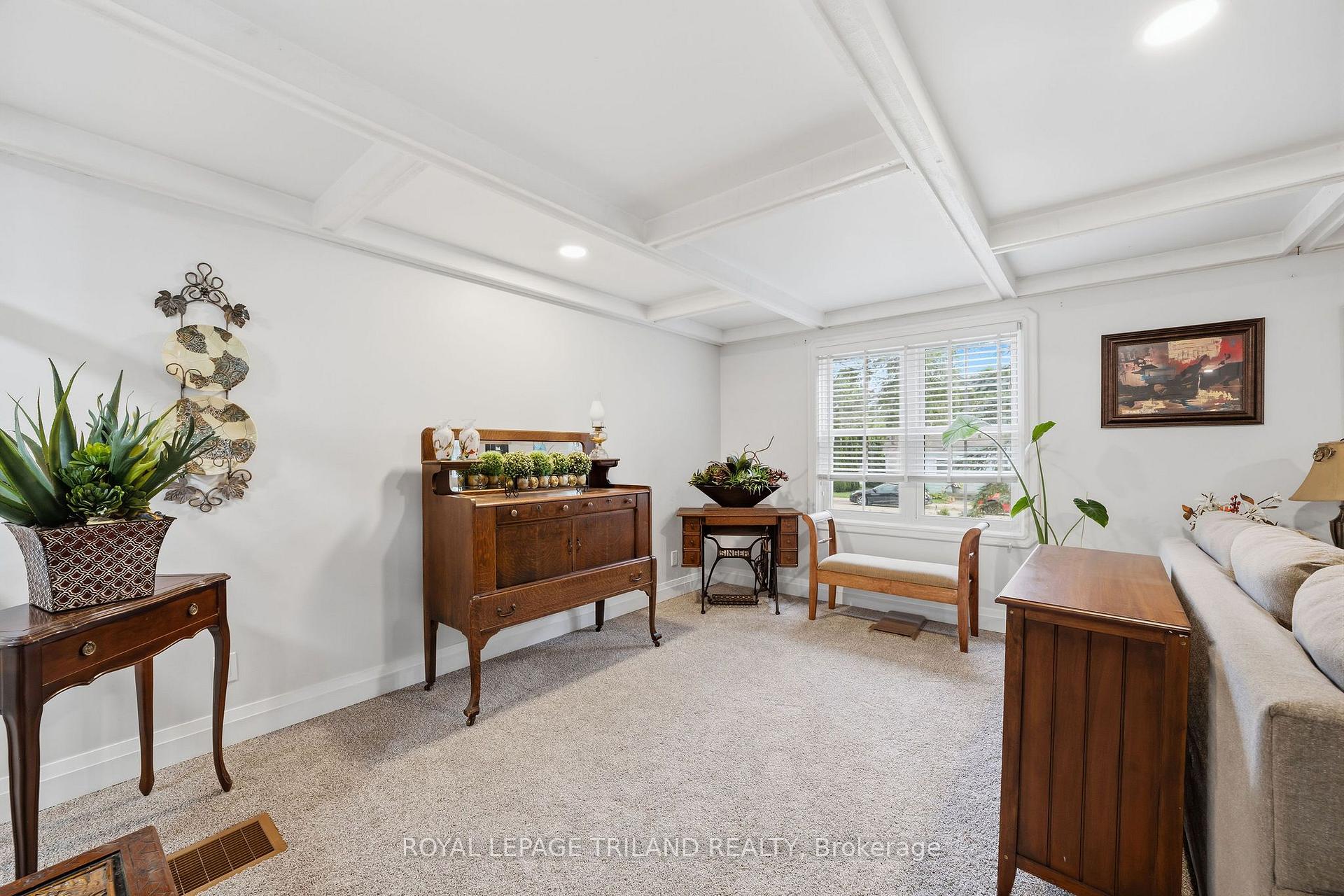 Photo 9 of 172 Simpson Street, Southwest Middlesex, Glencoe — HOMEH