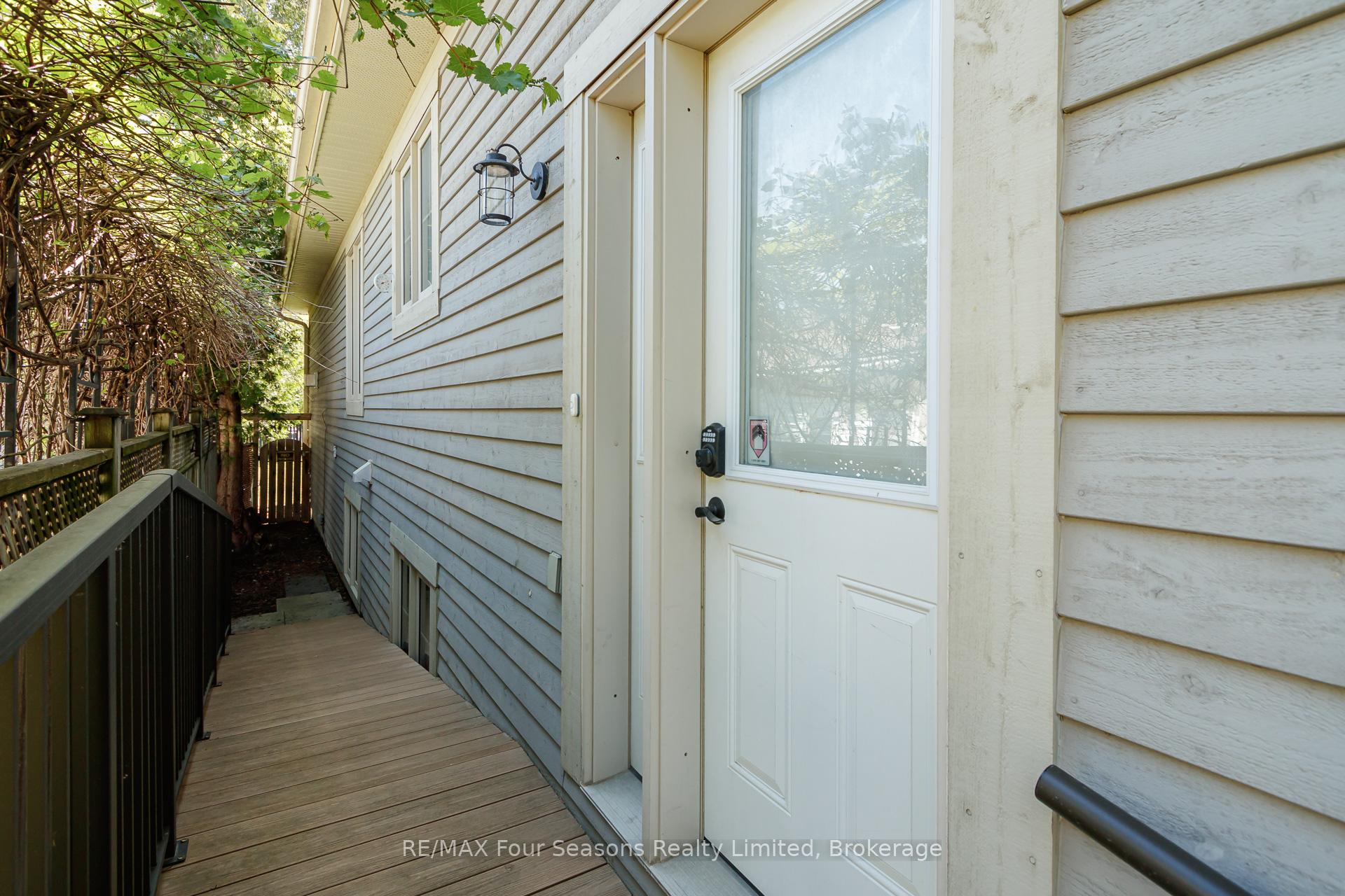 Photo 30 of 121 Elm Street, Collingwood — HOMEH