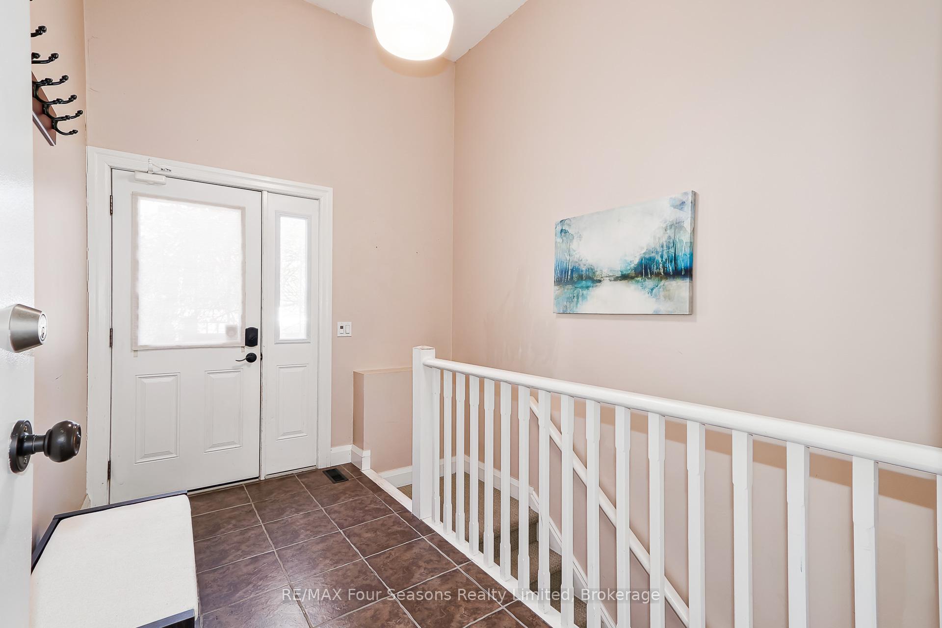 Photo 31 of 121 Elm Street, Collingwood — HOMEH