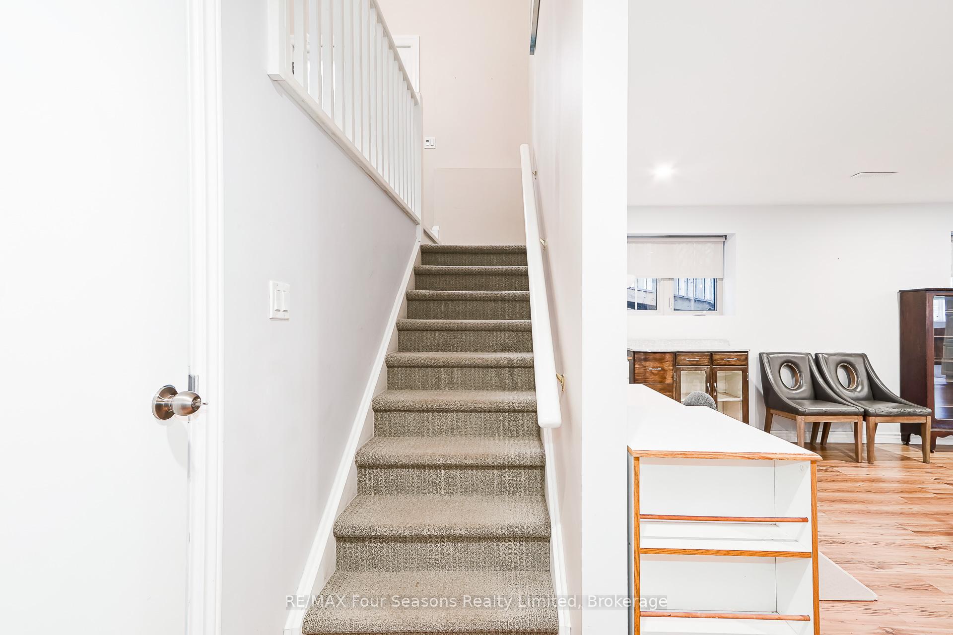 Photo 32 of 121 Elm Street, Collingwood — HOMEH
