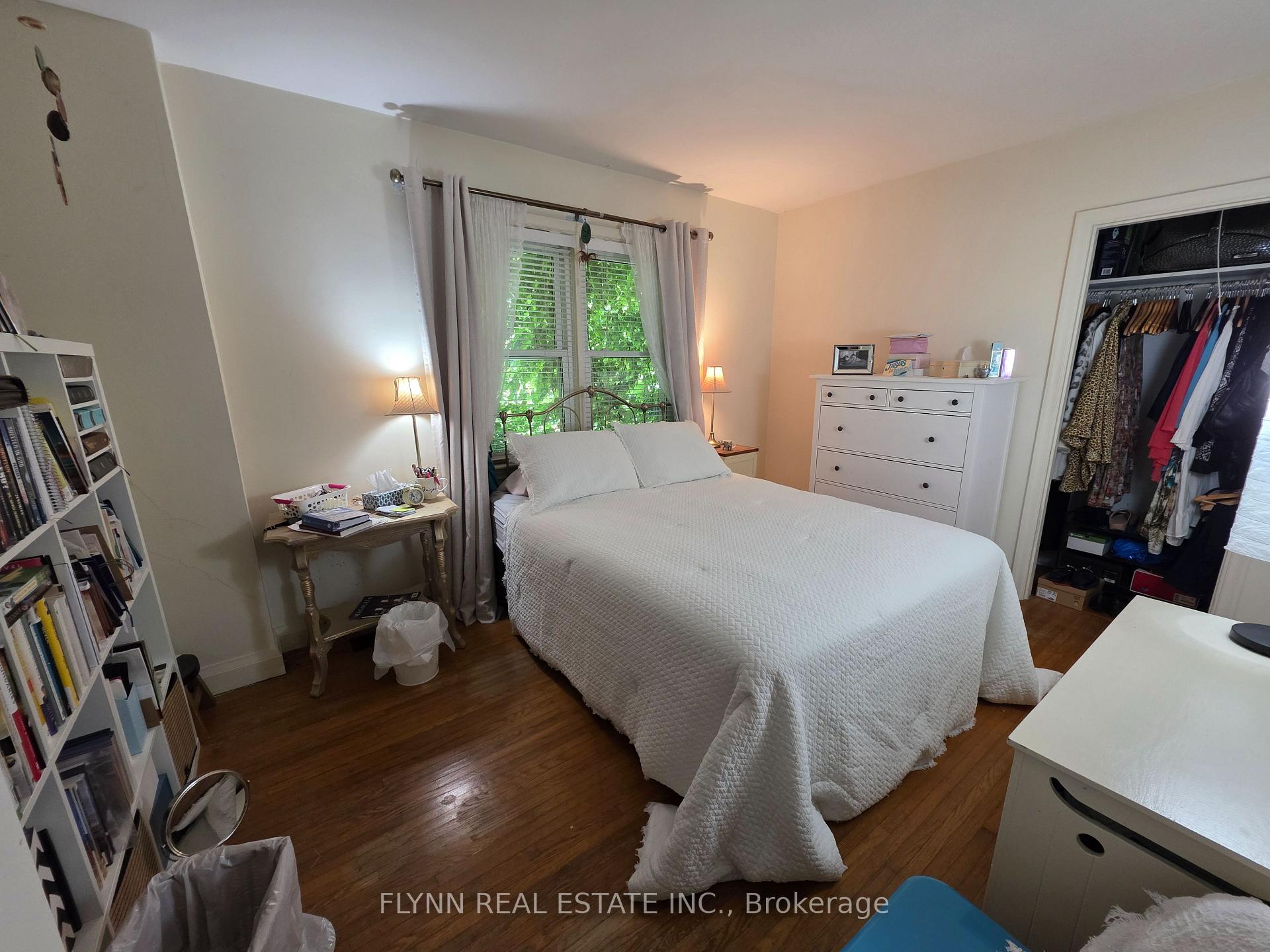 Photo 37 of 5896 Valley Way, Niagara Falls, Cherrywood — HOMEH