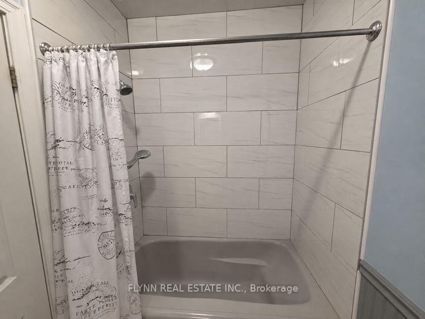 Photo 41 of 5896 Valley Way, Niagara Falls, Cherrywood — HOMEH