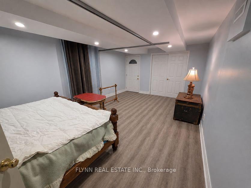 Photo 62 of 5896 Valley Way, Niagara Falls, Cherrywood — HOMEH