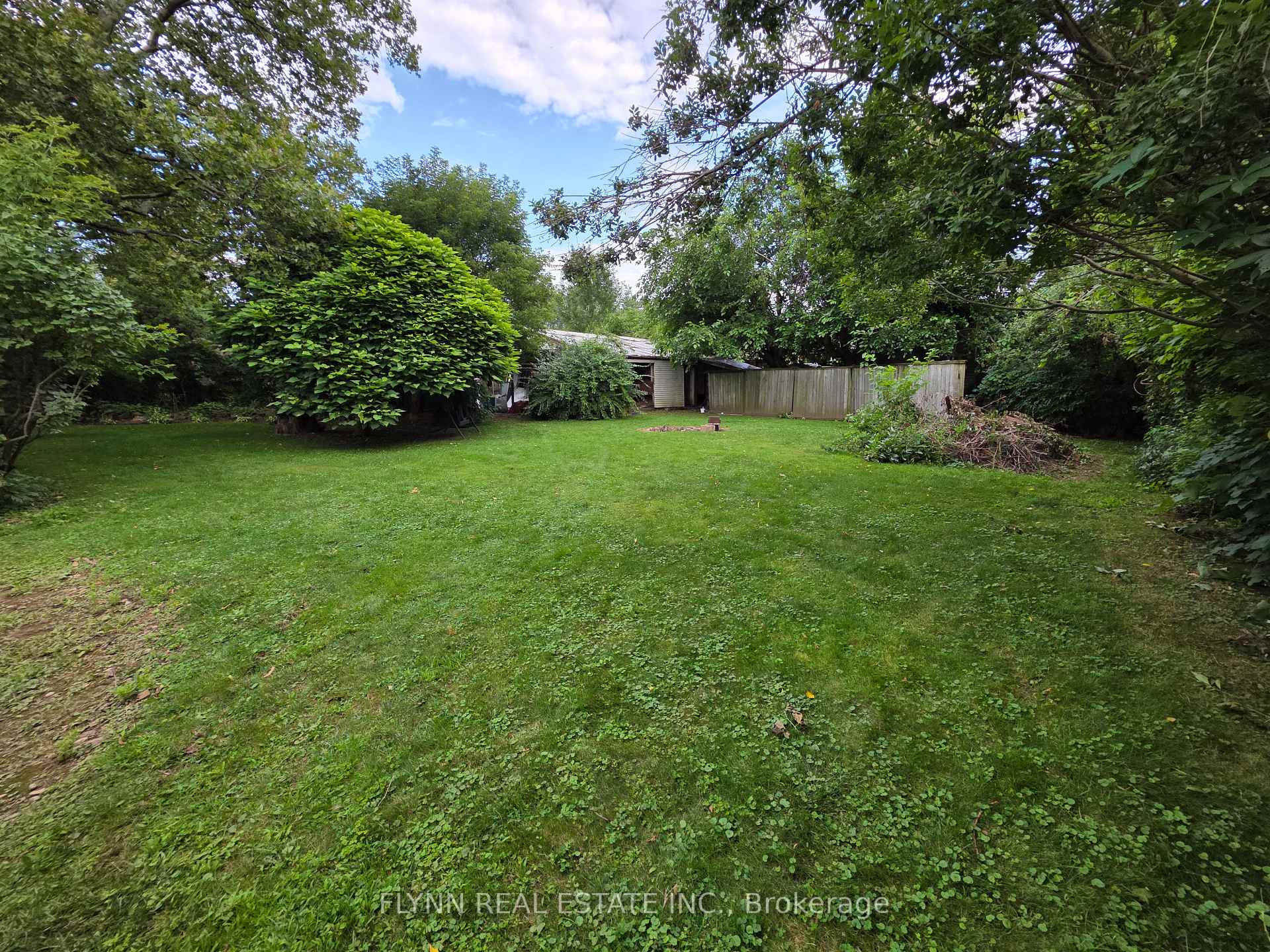 Photo 69 of 5896 Valley Way, Niagara Falls, Cherrywood — HOMEH