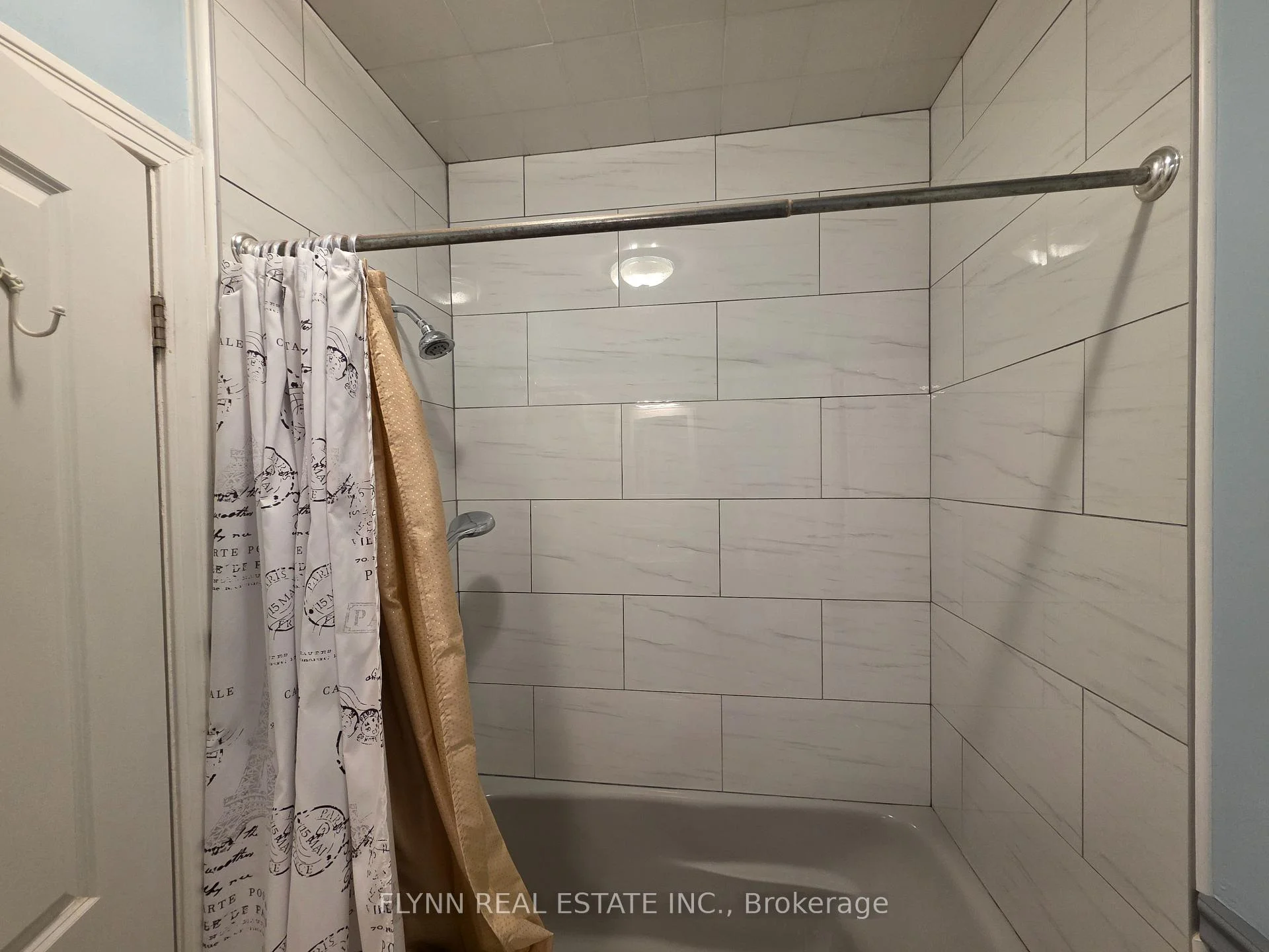 Photo 31 of 5896 Valley Way, Niagara Falls, Cherrywood — HOMEH