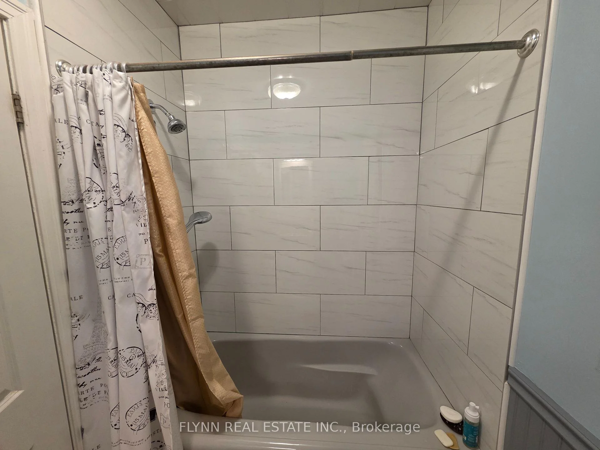 Photo 32 of 5896 Valley Way, Niagara Falls, Cherrywood — HOMEH