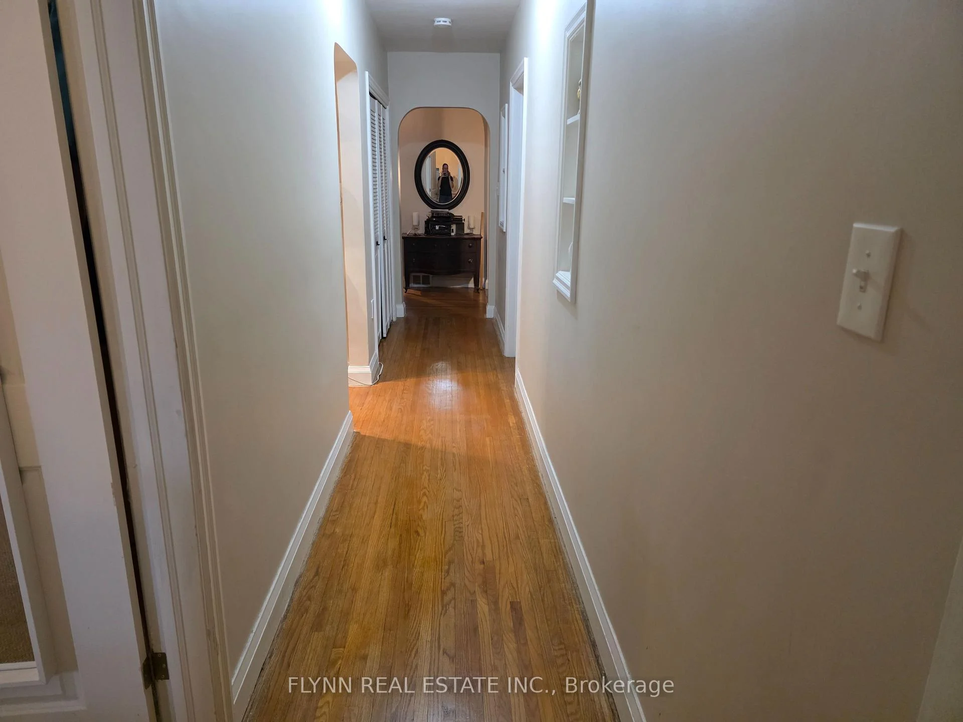 Photo 38 of 5896 Valley Way, Niagara Falls, Cherrywood — HOMEH