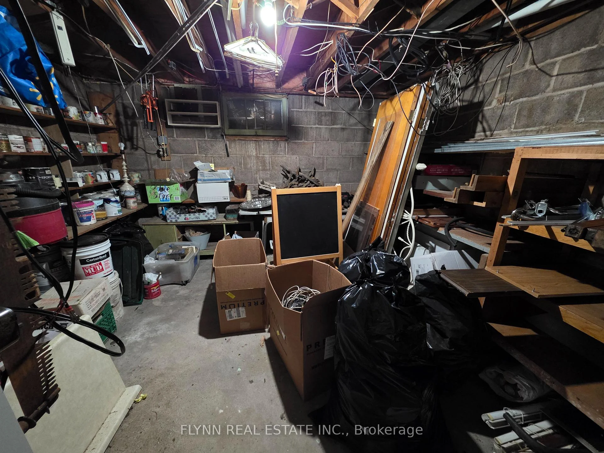 Photo 46 of 5896 Valley Way, Niagara Falls, Cherrywood — HOMEH