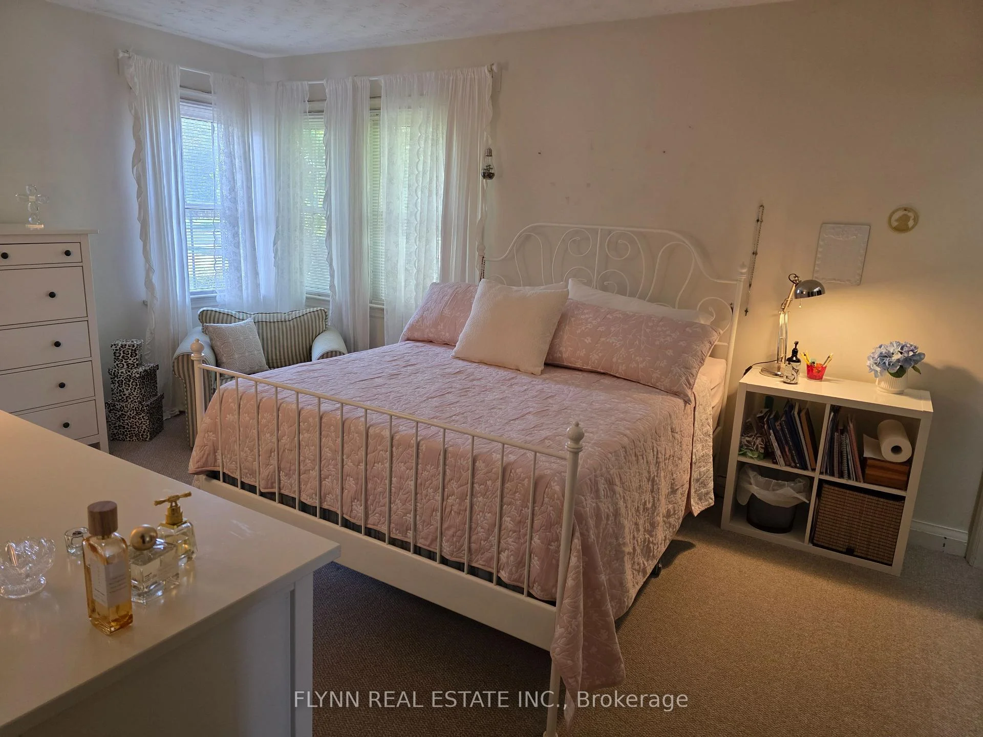 Photo 36 of 5896 Valley Way, Niagara Falls, Cherrywood — HOMEH