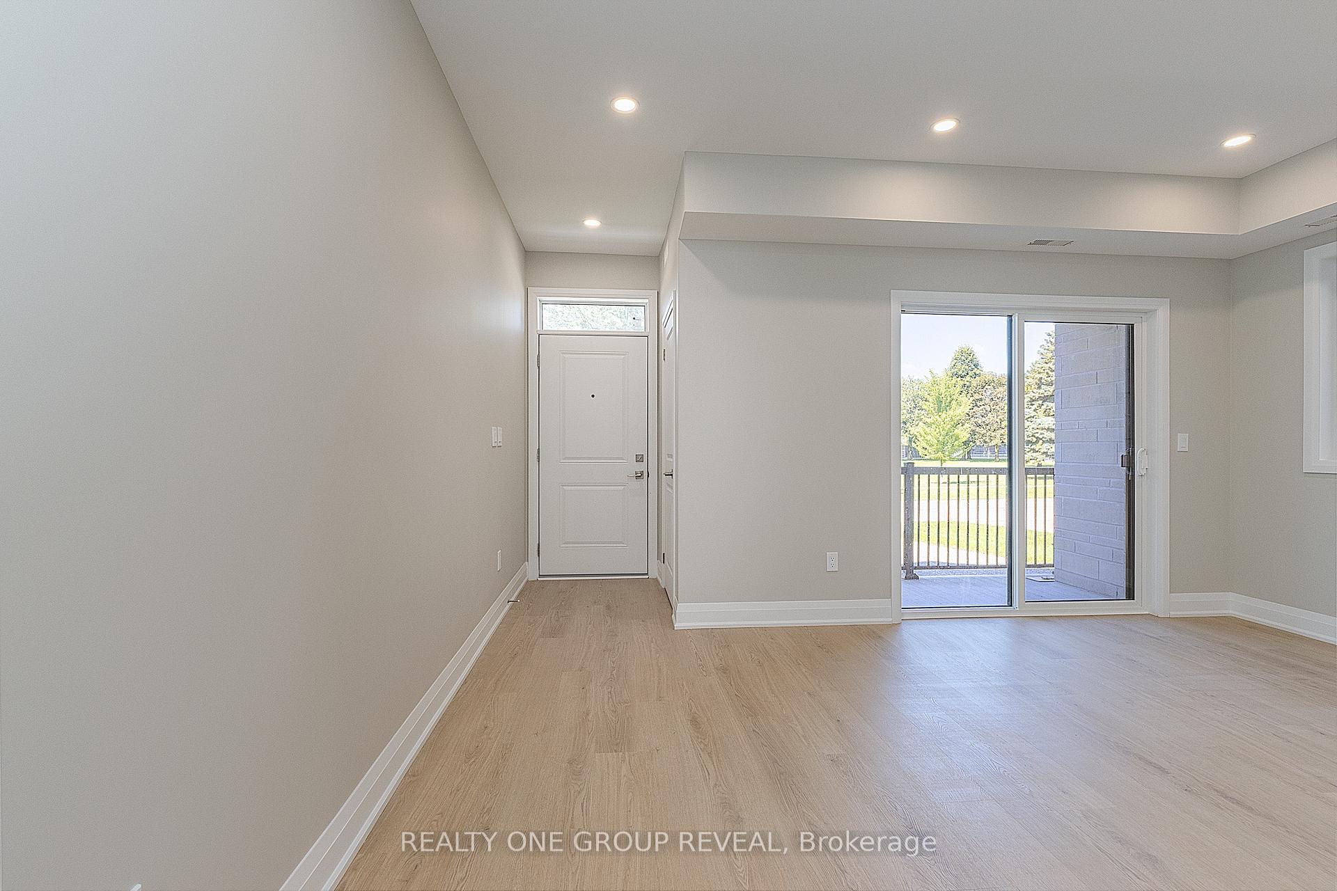 Photo 5 of Unit Unit 1, 227 Grenfell Street, Oshawa, Vanier — HOMEH