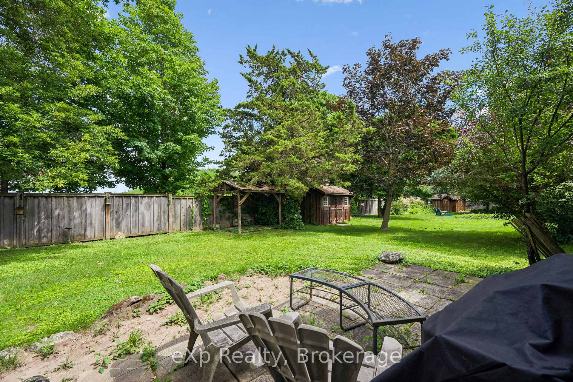 Photo 33 of 23 Muskoka Drive, Guelph, Victoria North — HOMEH