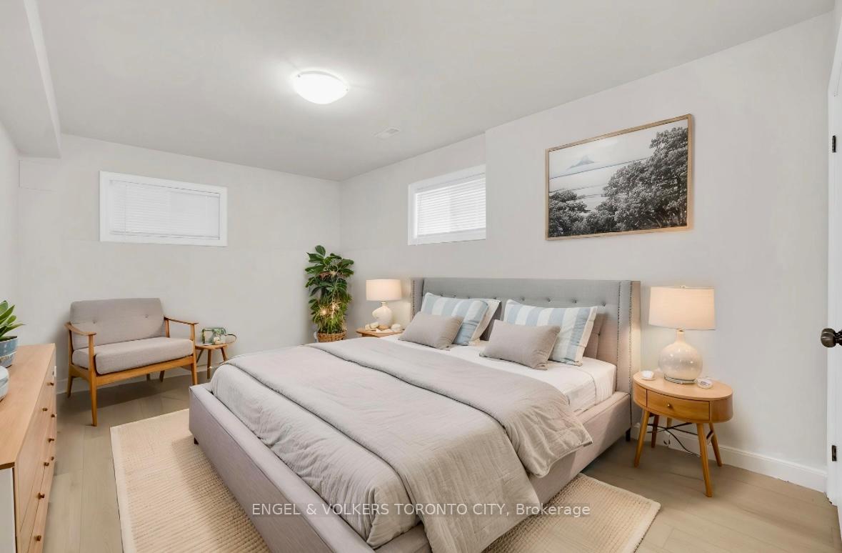 Photo 8 of Unit Lower, 125 Sovereign's Gate, Barrie, Innis-Shore — HOMEH