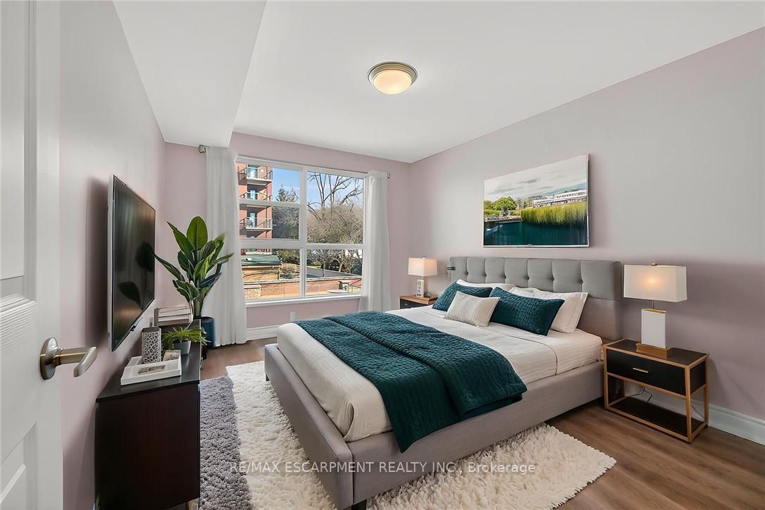 Photo 25 of Unit 303, 19 Lake Avenue S, Hamilton, Stoney Creek — HOMEH