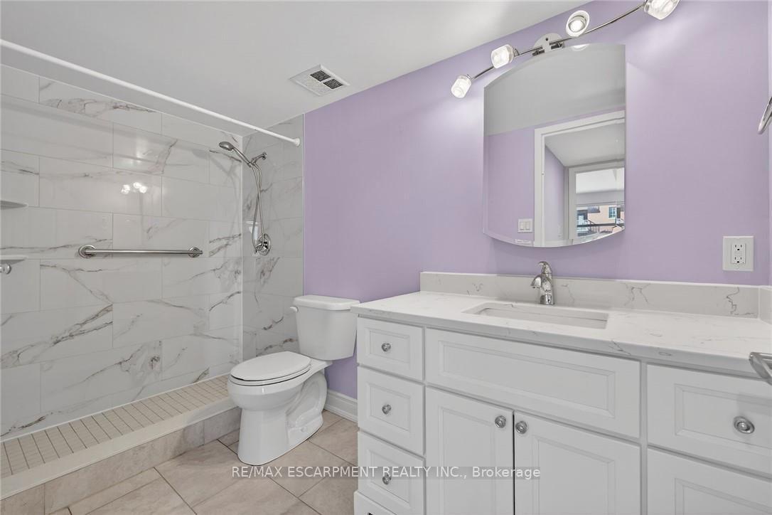 Photo 31 of Unit 303, 19 Lake Avenue S, Hamilton, Stoney Creek — HOMEH
