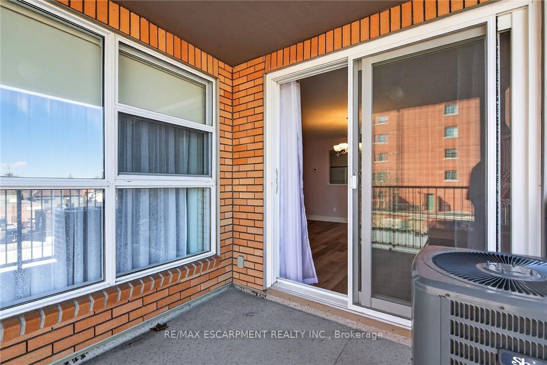 Photo 33 of Unit 303, 19 Lake Avenue S, Hamilton, Stoney Creek — HOMEH