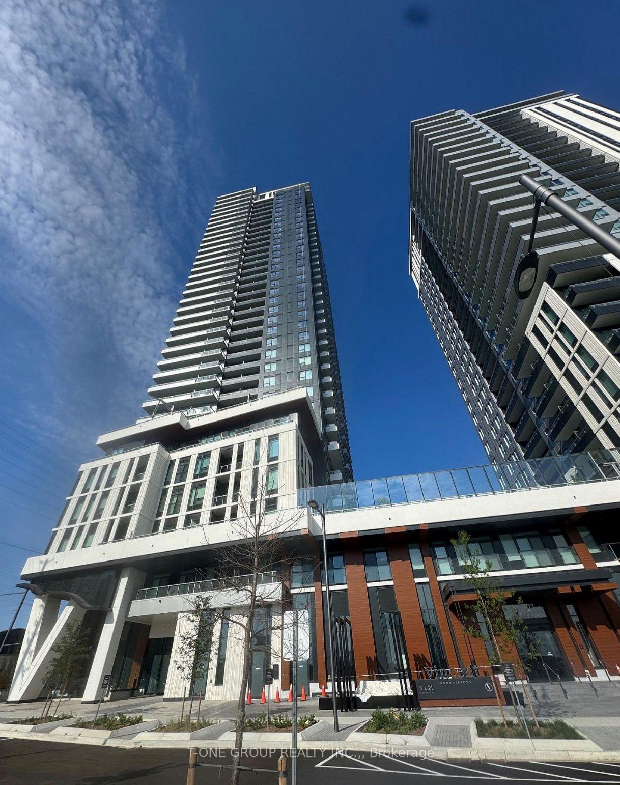 Front of Unit 307, 5 Meadowdale Road