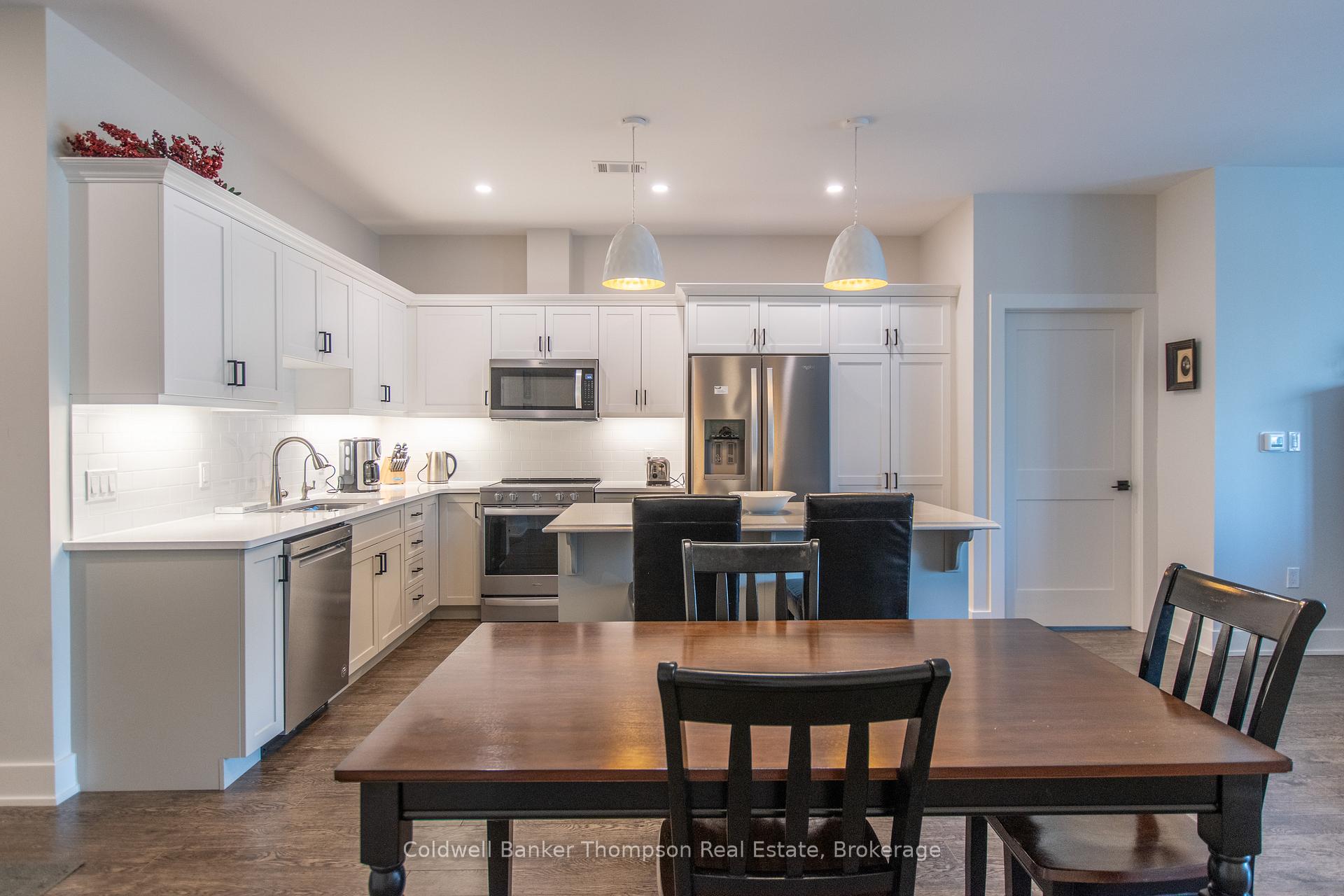 Photo 8 of Unit 202, 23 Campus Trail, Huntsville, Chaffey — HOMEH