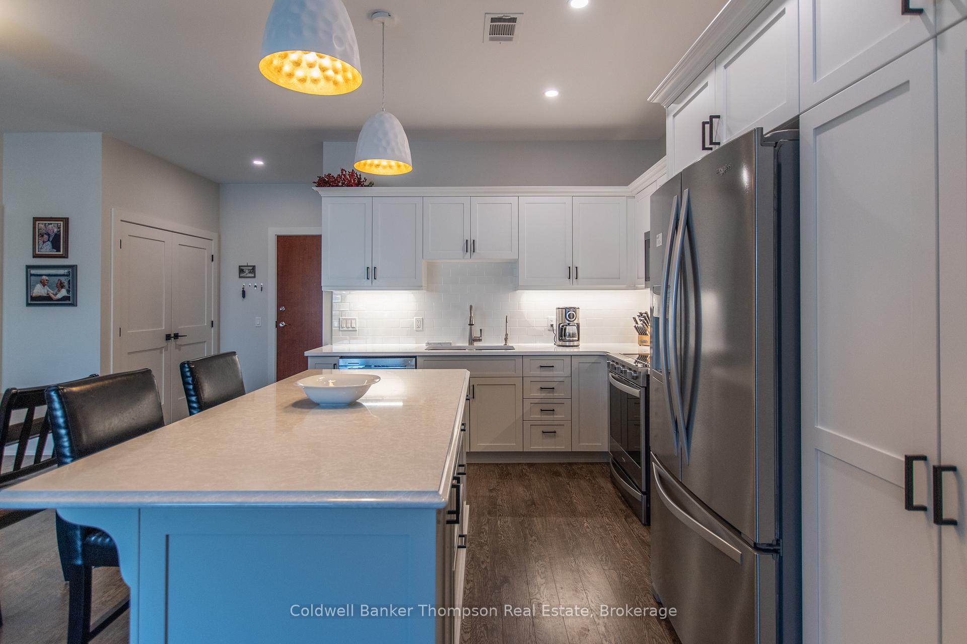 Photo 10 of Unit 202, 23 Campus Trail, Huntsville, Chaffey — HOMEH