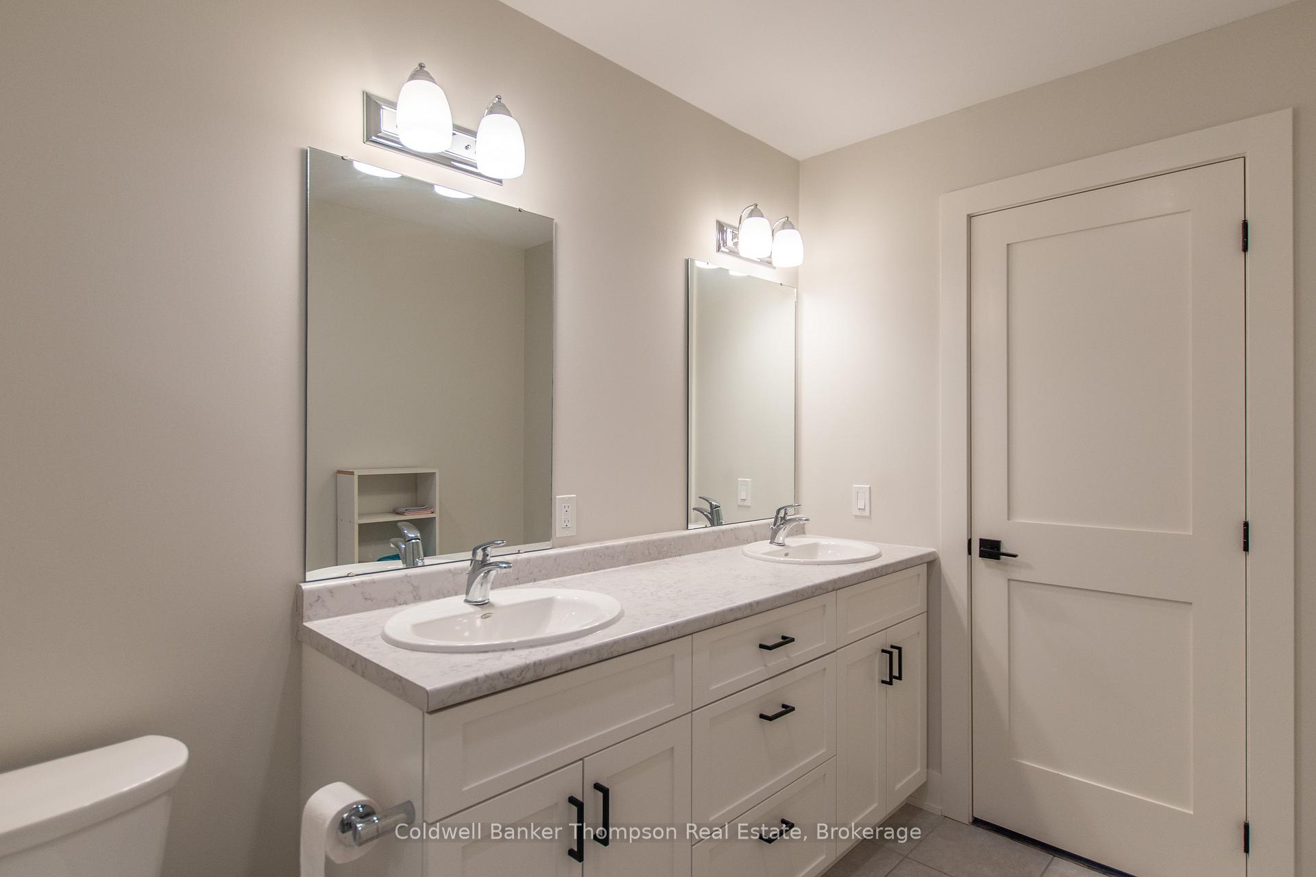Photo 18 of Unit 202, 23 Campus Trail, Huntsville, Chaffey — HOMEH