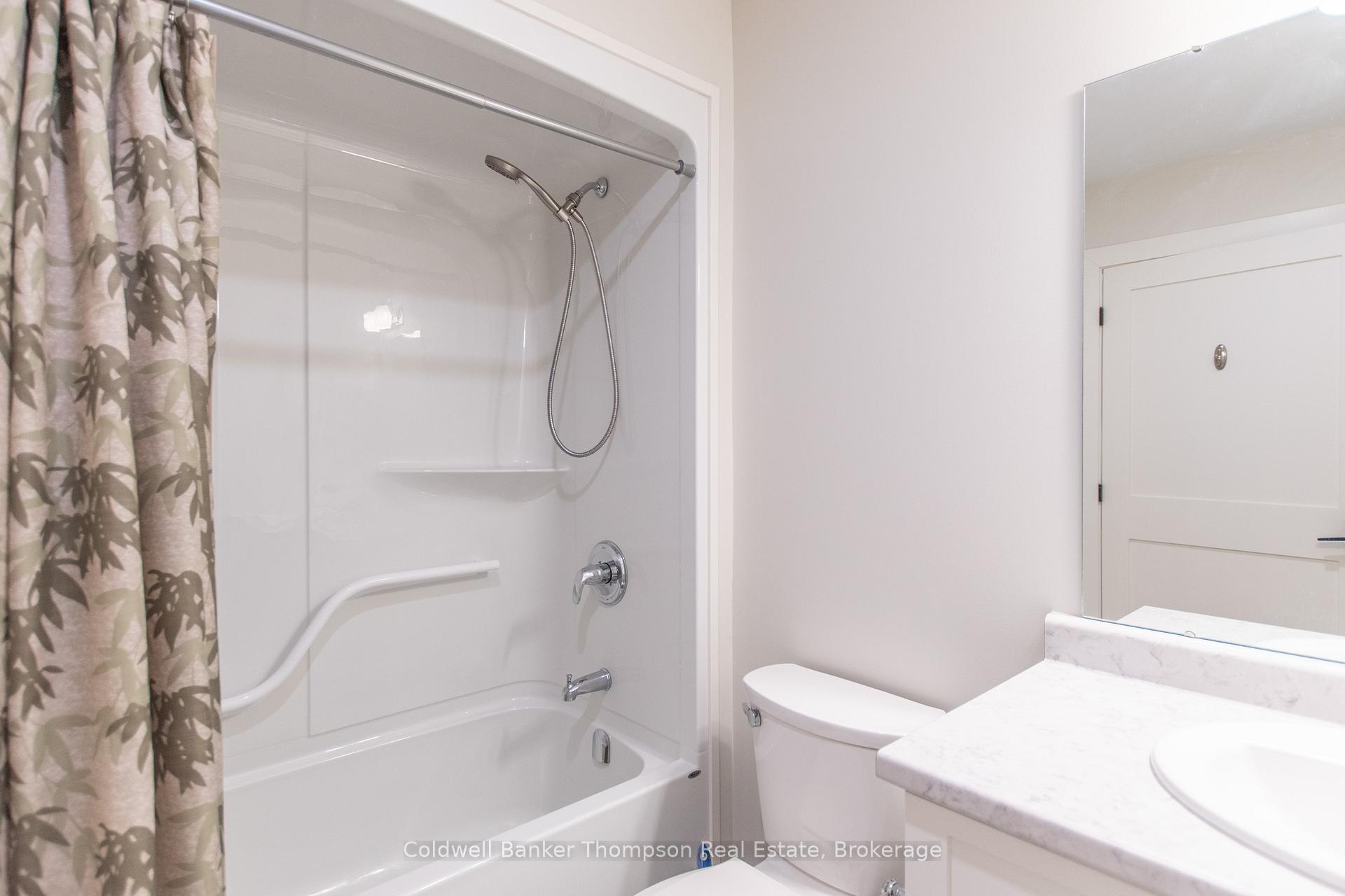 Photo 22 of Unit 202, 23 Campus Trail, Huntsville, Chaffey — HOMEH