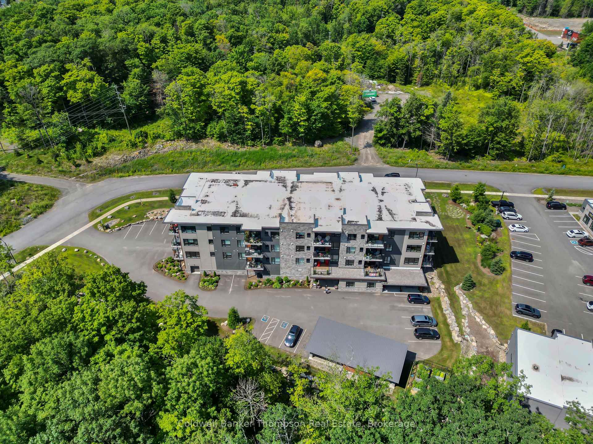 Photo 24 of Unit 202, 23 Campus Trail, Huntsville, Chaffey — HOMEH