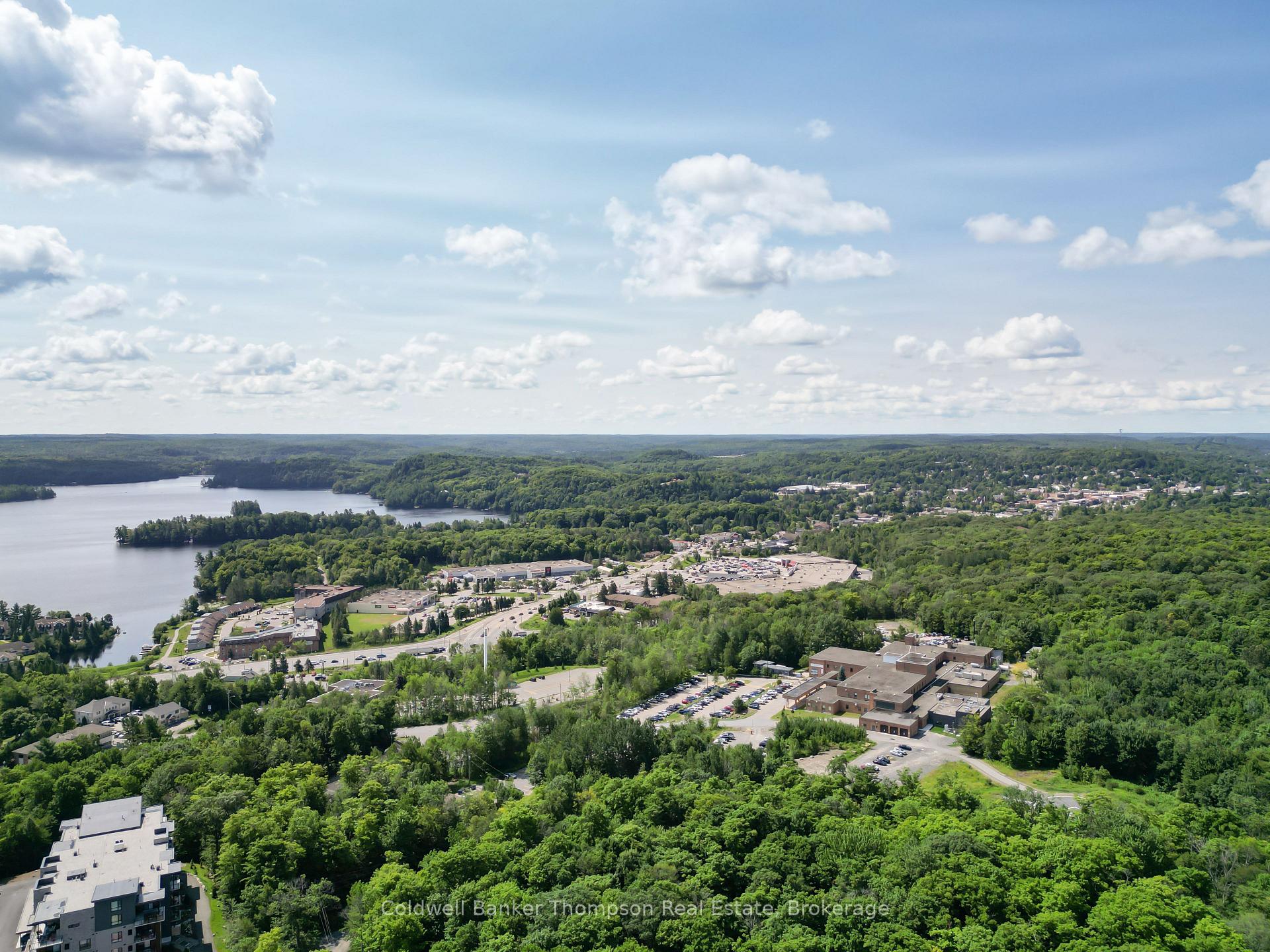 Photo 27 of Unit 202, 23 Campus Trail, Huntsville, Chaffey — HOMEH