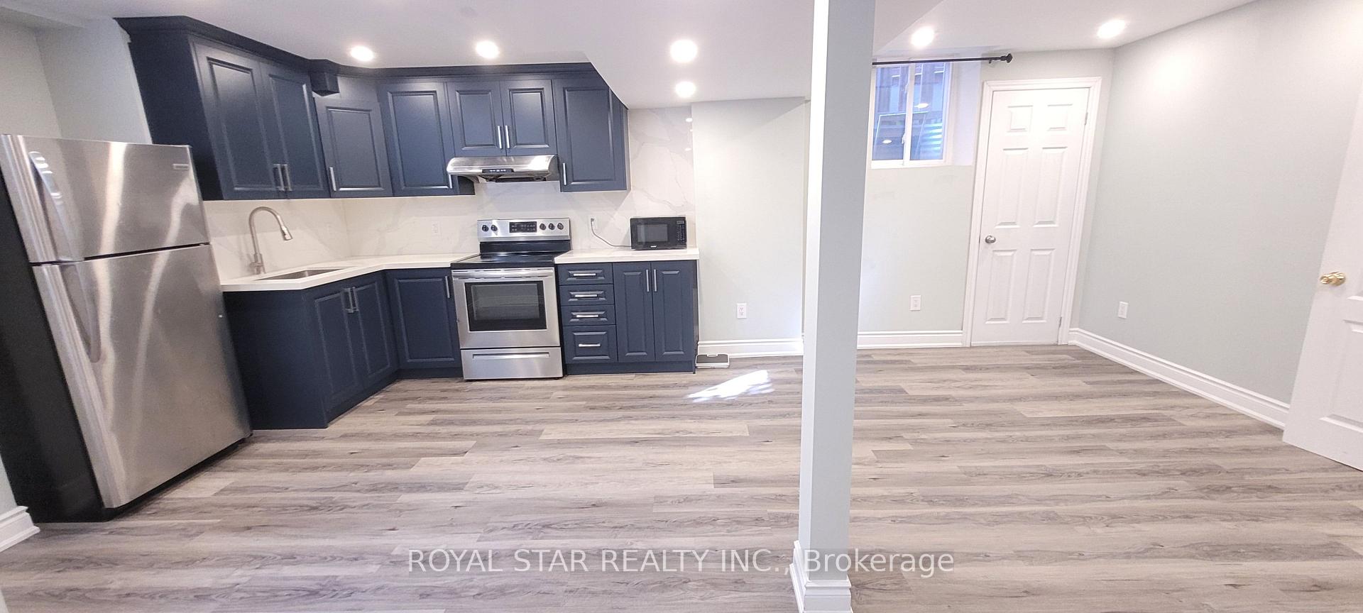 Photo 2 of Unit Bsmt, 15 Masters Green Crescent, Brampton, Snelgrove — HOMEH