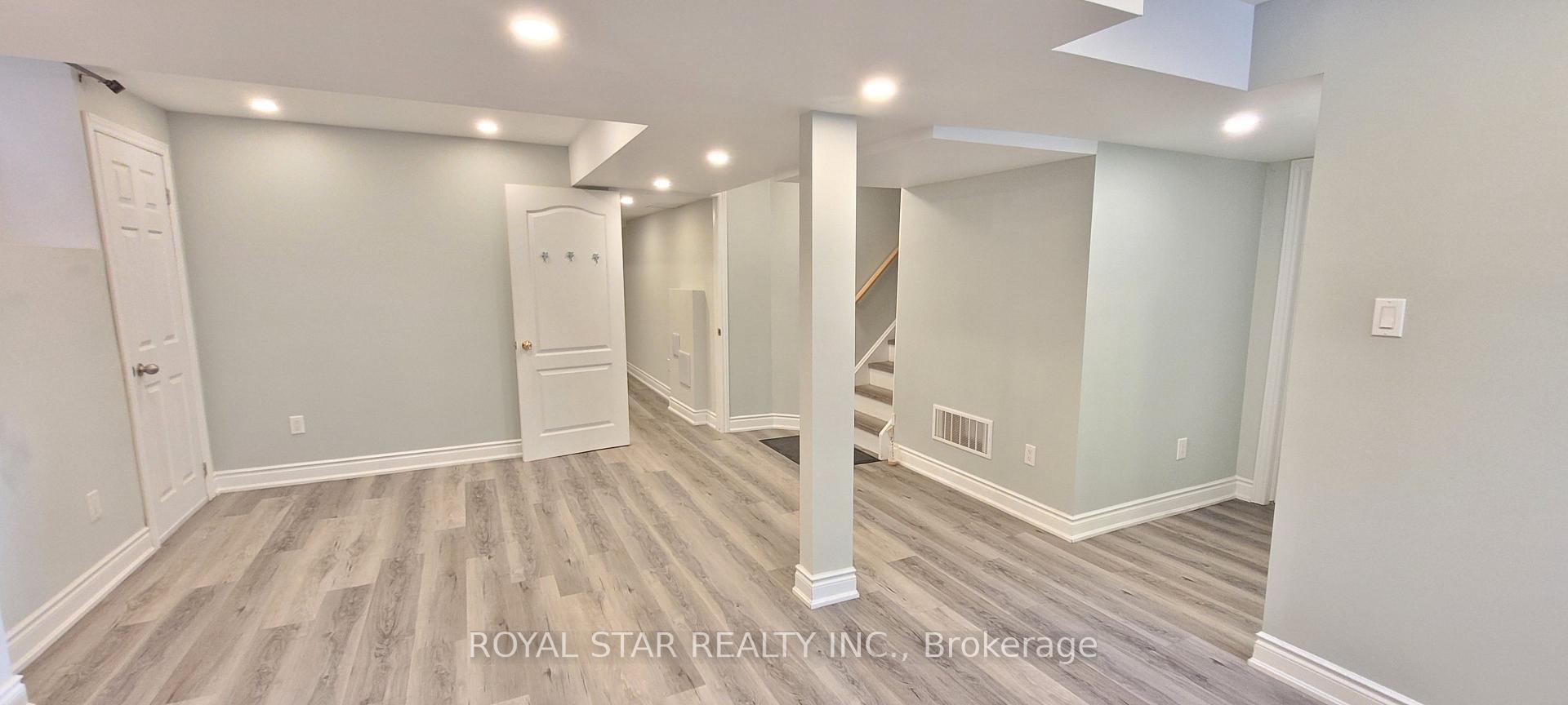 Photo 3 of Unit Bsmt, 15 Masters Green Crescent, Brampton, Snelgrove — HOMEH